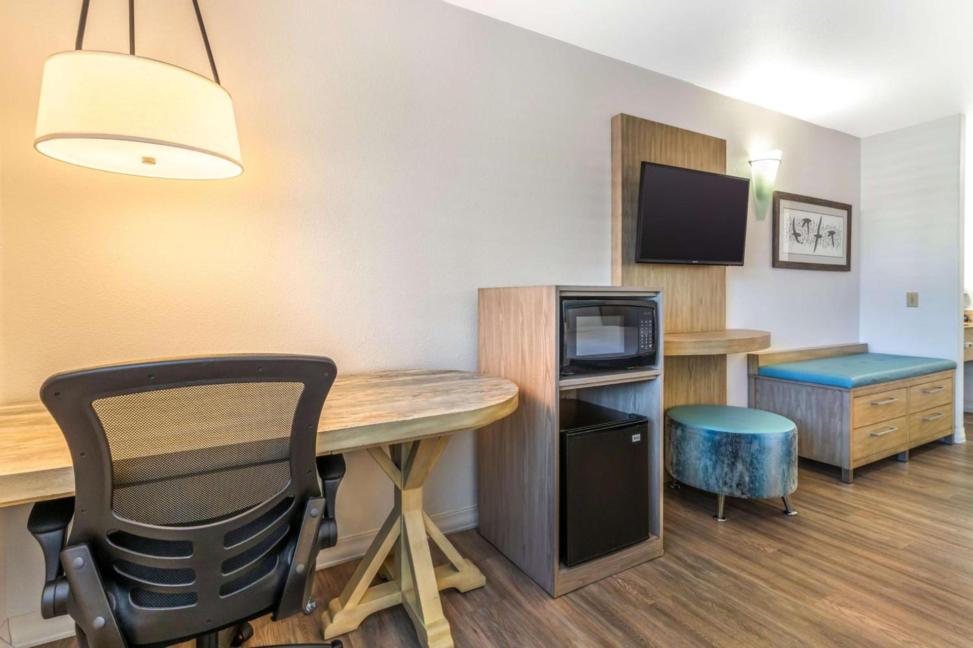 Best Western Plus Capitola By-the-Sea Inn & Suites photo 24