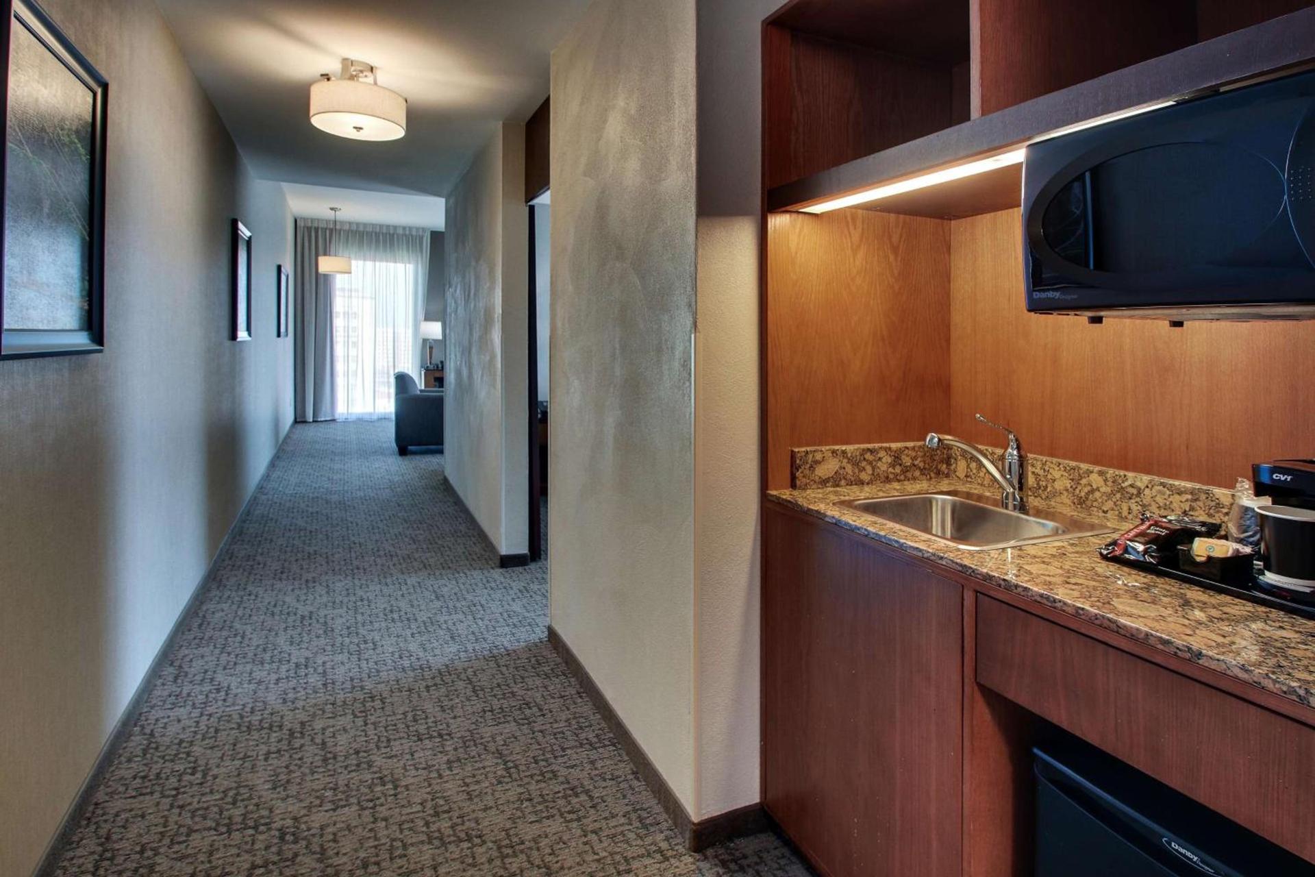 Drury Plaza Hotel San Antonio Riverwalk photo 21