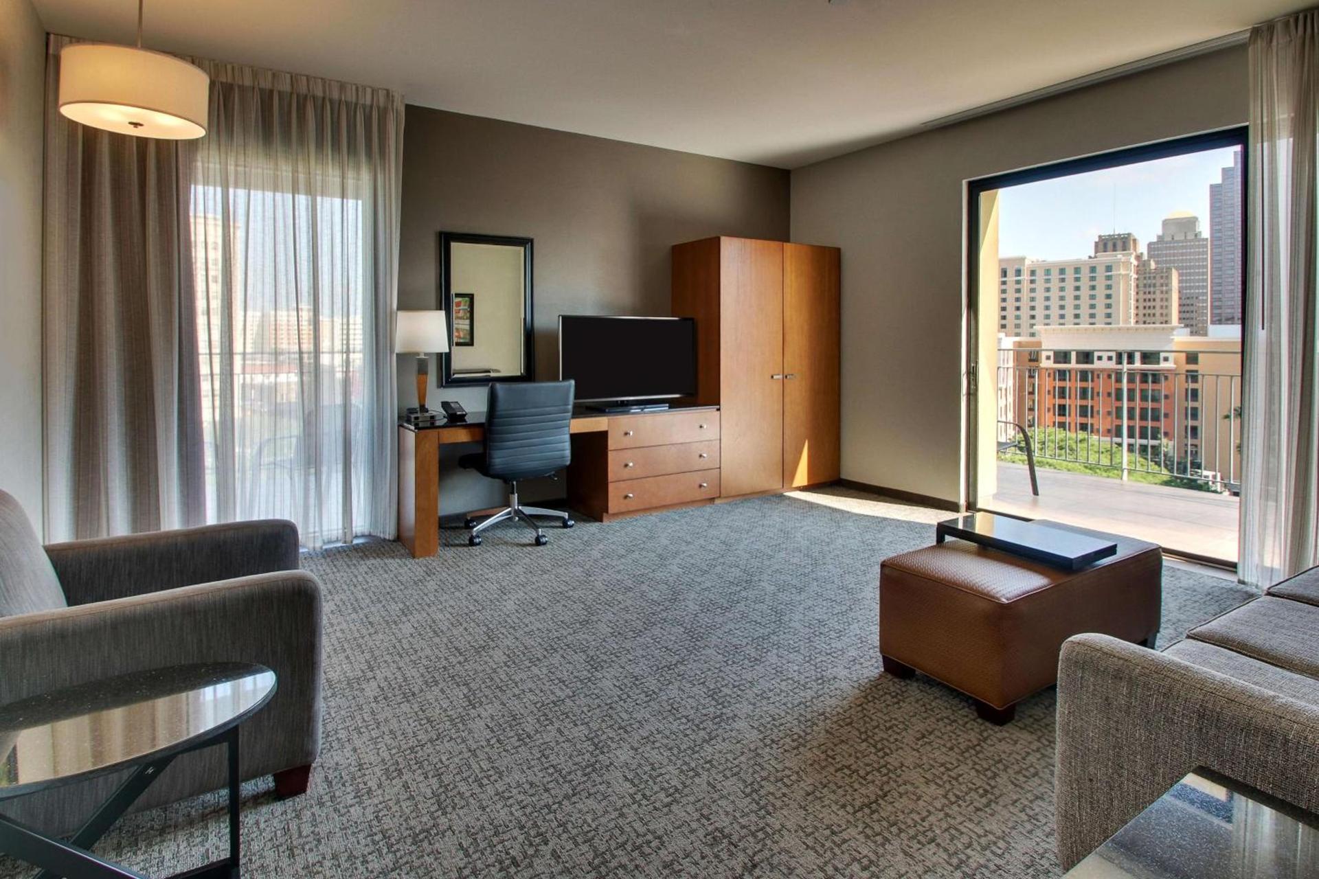 Drury Plaza Hotel San Antonio Riverwalk photo 26