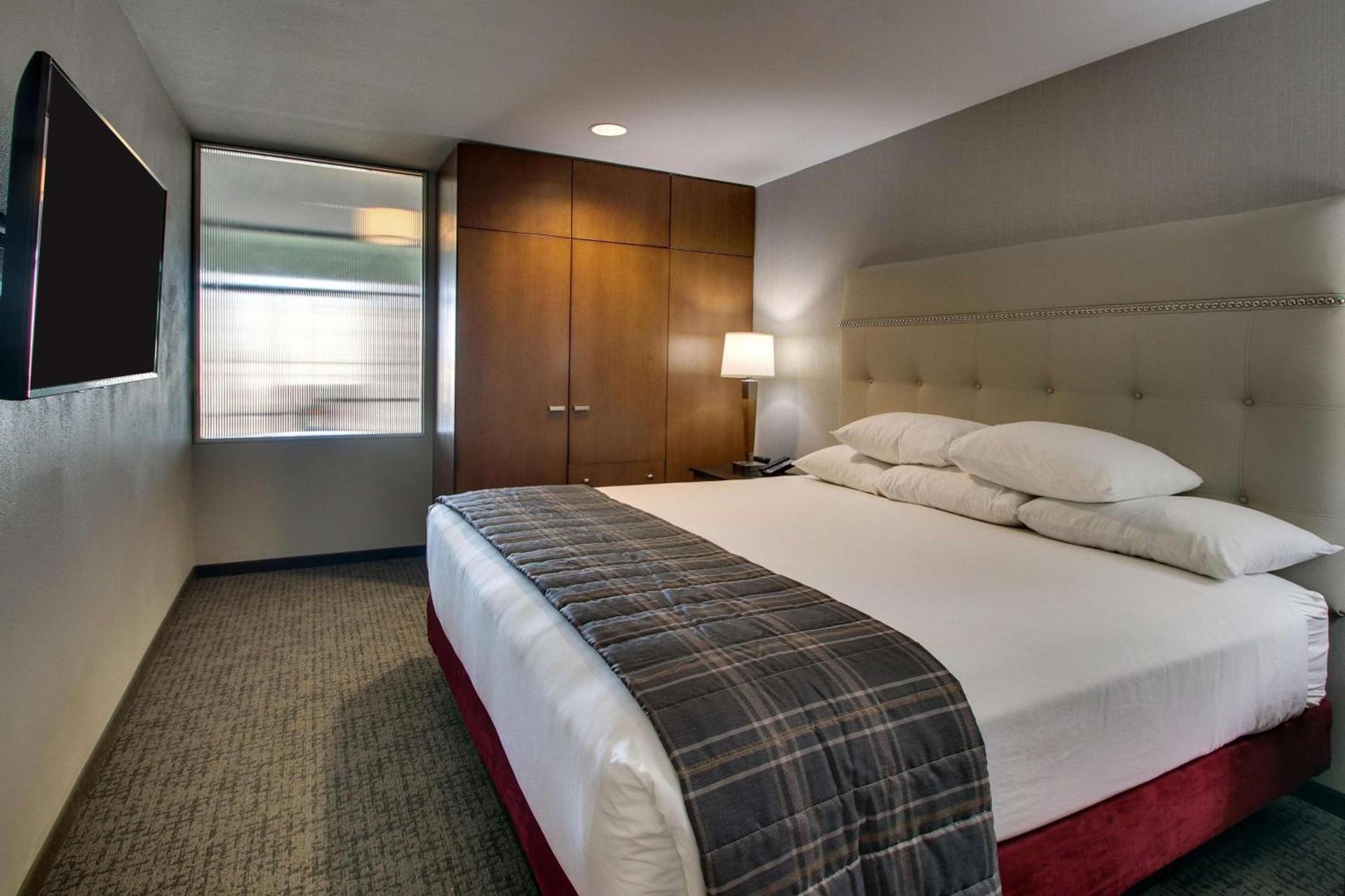Drury Plaza Hotel San Antonio Riverwalk photo 29