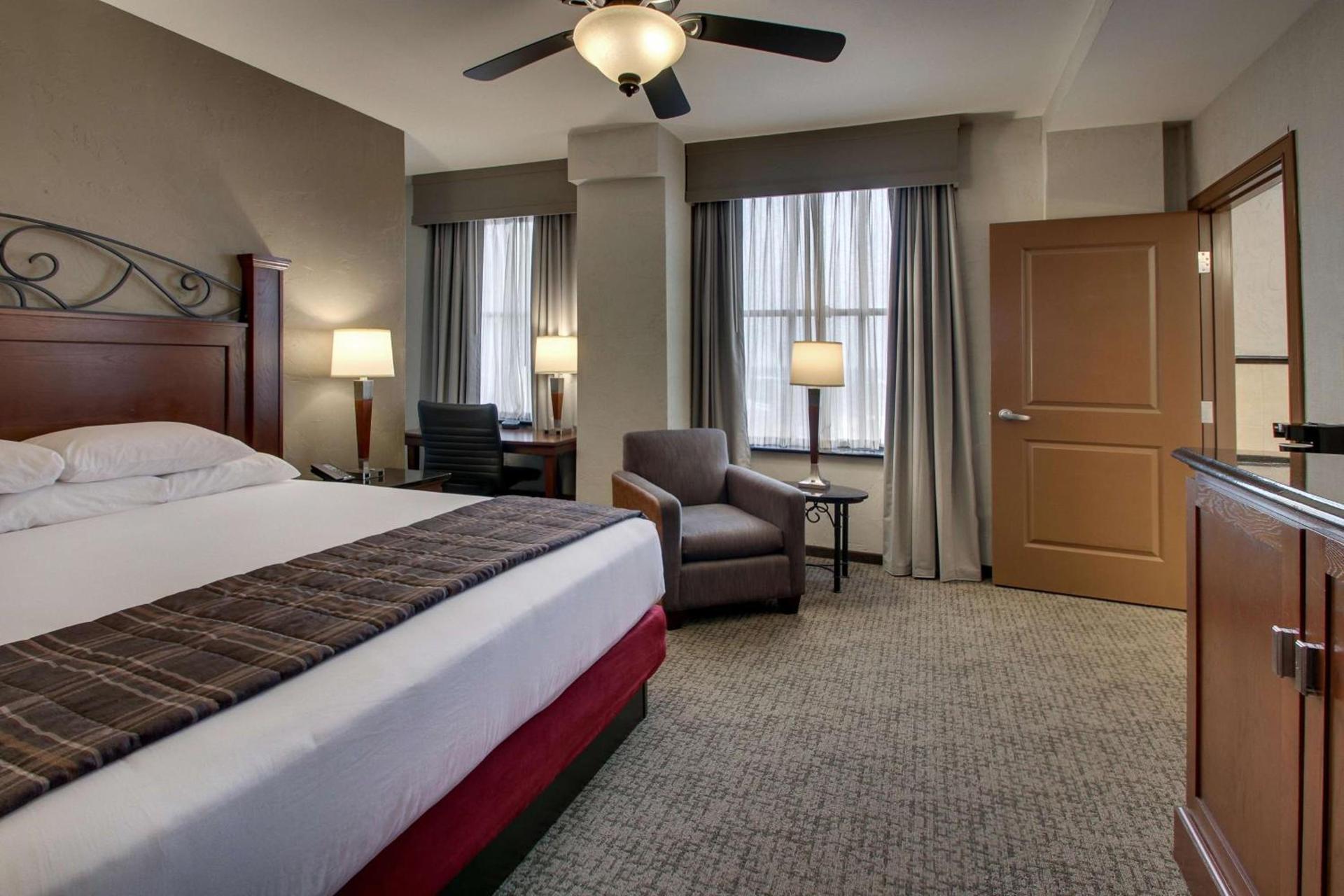 Drury Plaza Hotel San Antonio Riverwalk photo 37