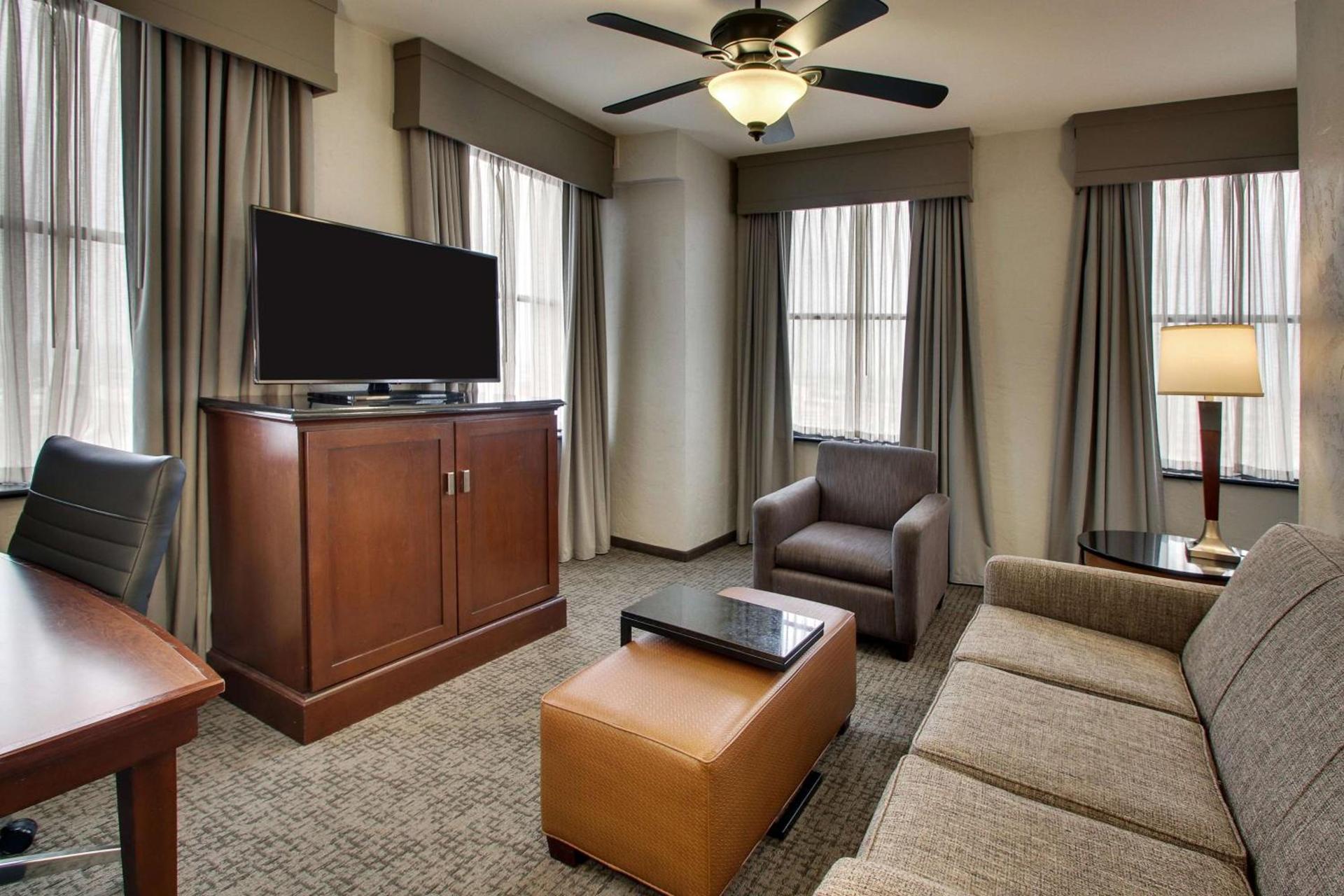 Drury Plaza Hotel San Antonio Riverwalk photo 45