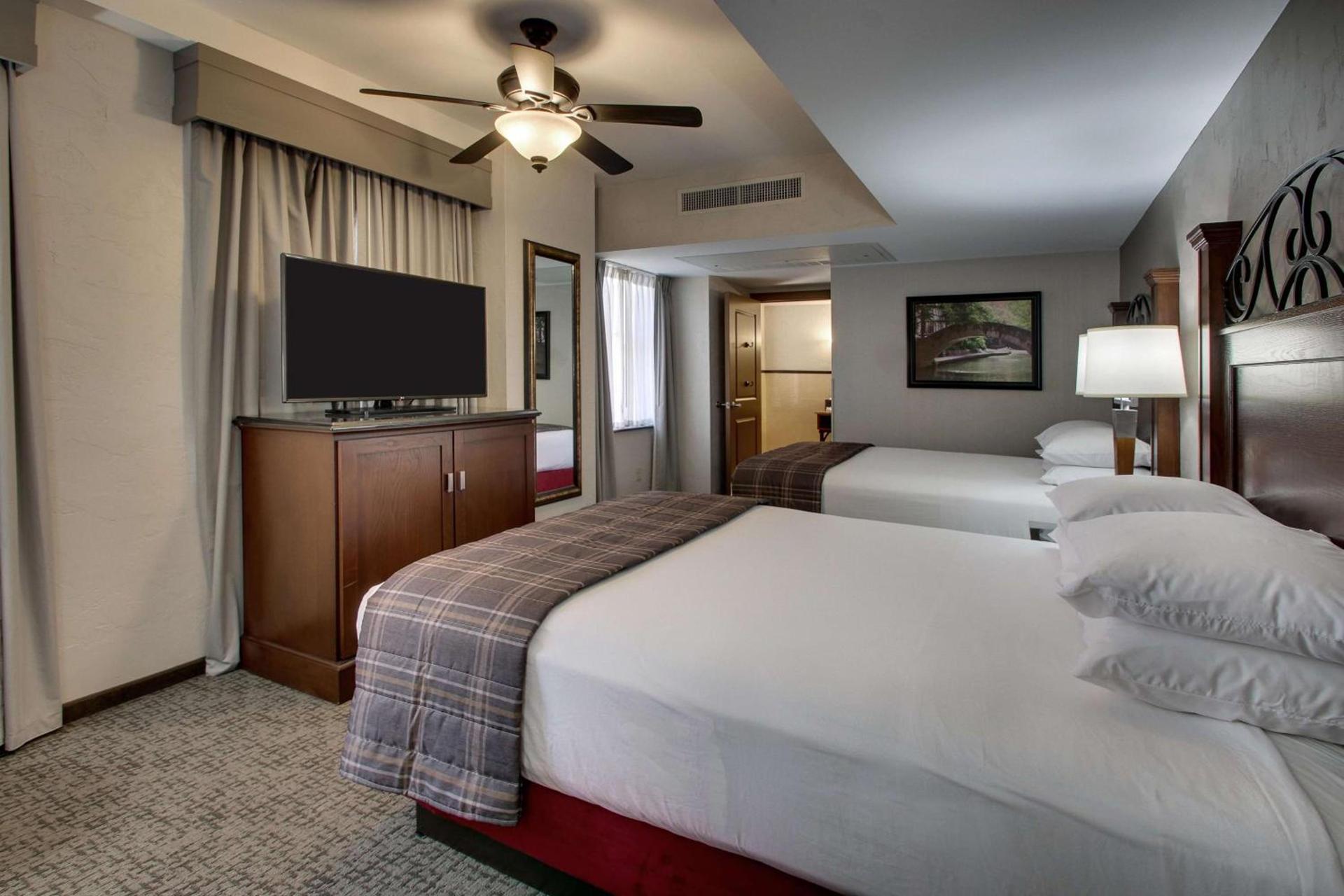 Drury Plaza Hotel San Antonio Riverwalk photo 54