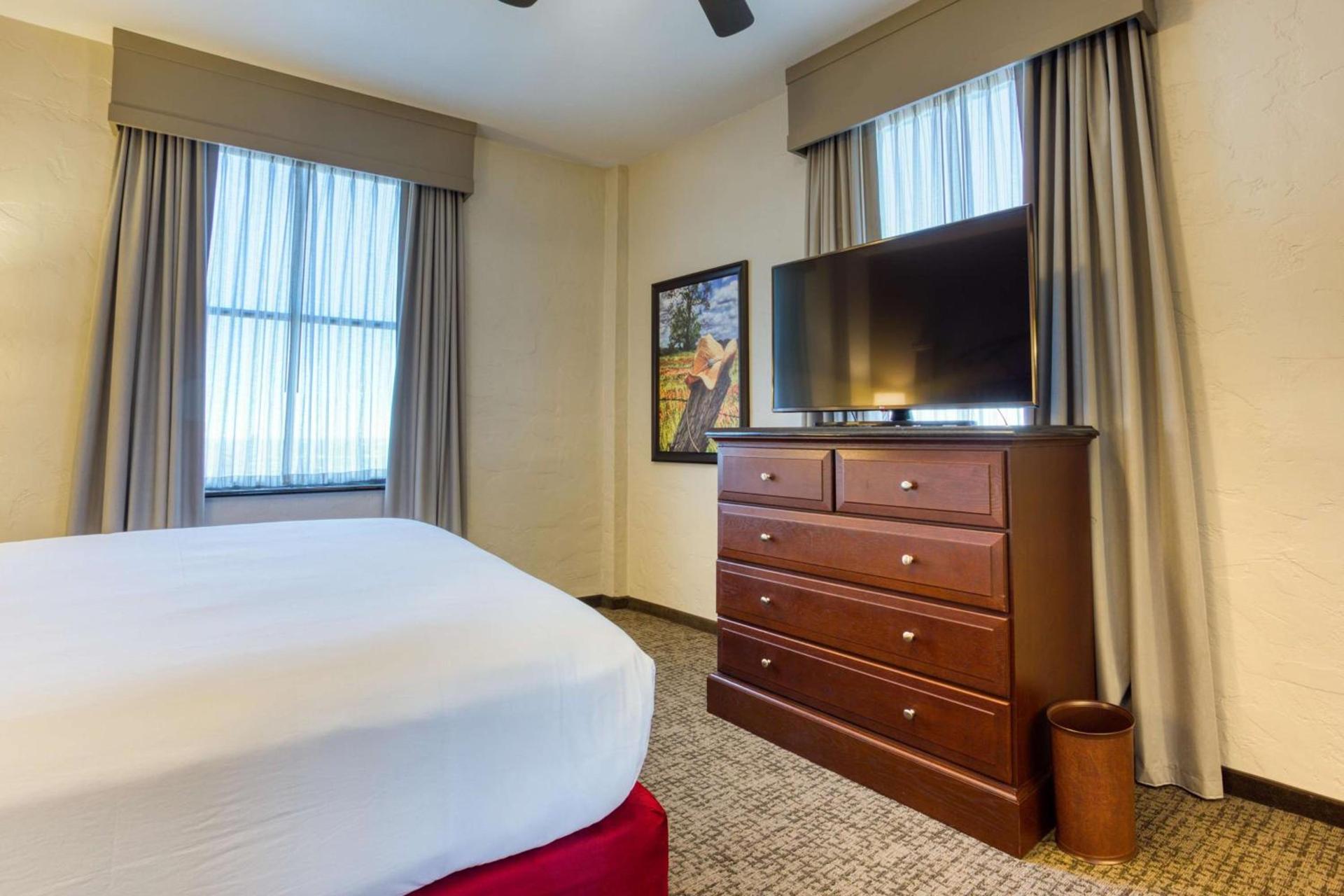 Drury Plaza Hotel San Antonio Riverwalk photo 66