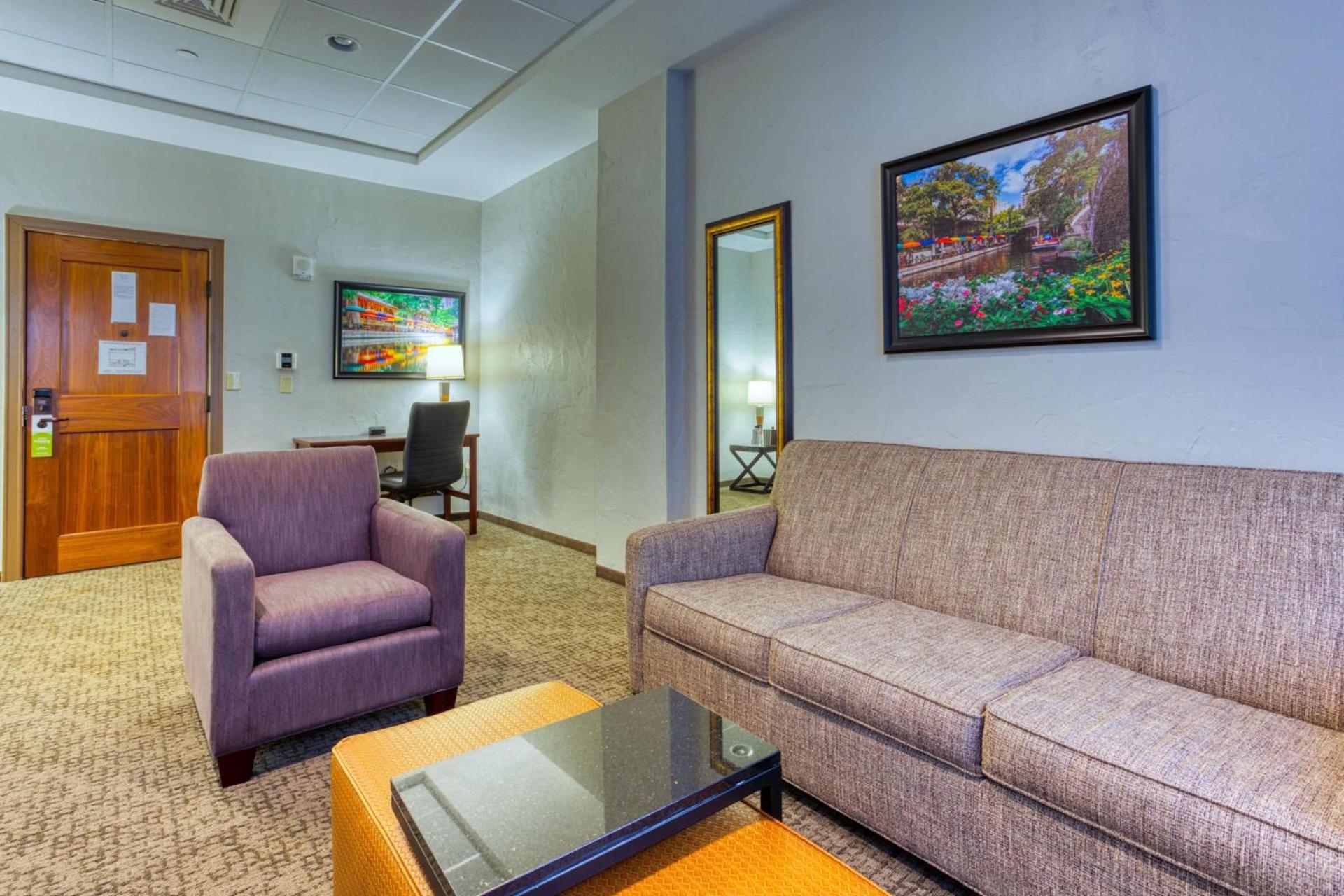 Drury Plaza Hotel San Antonio Riverwalk photo 81