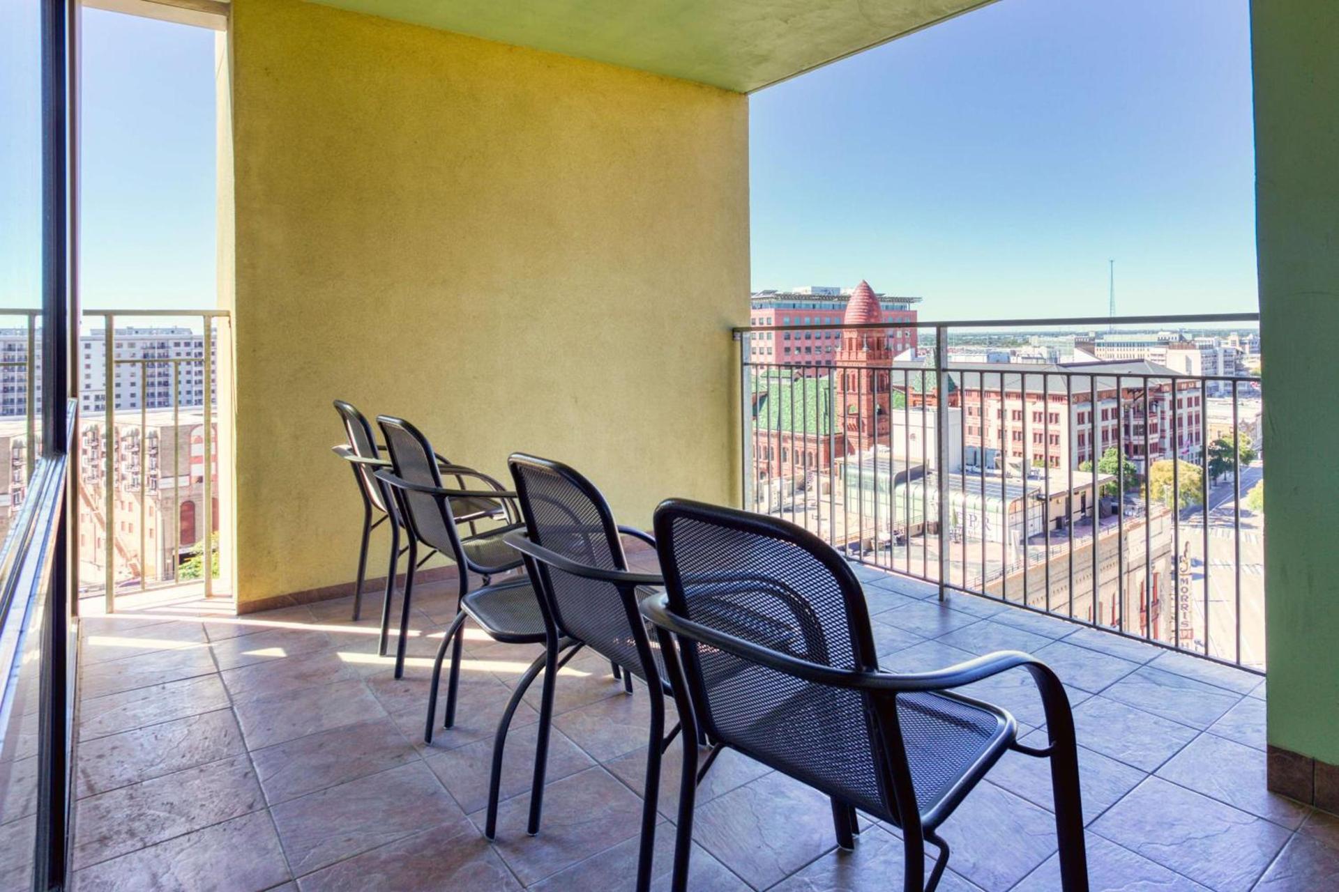 Drury Plaza Hotel San Antonio Riverwalk photo 91
