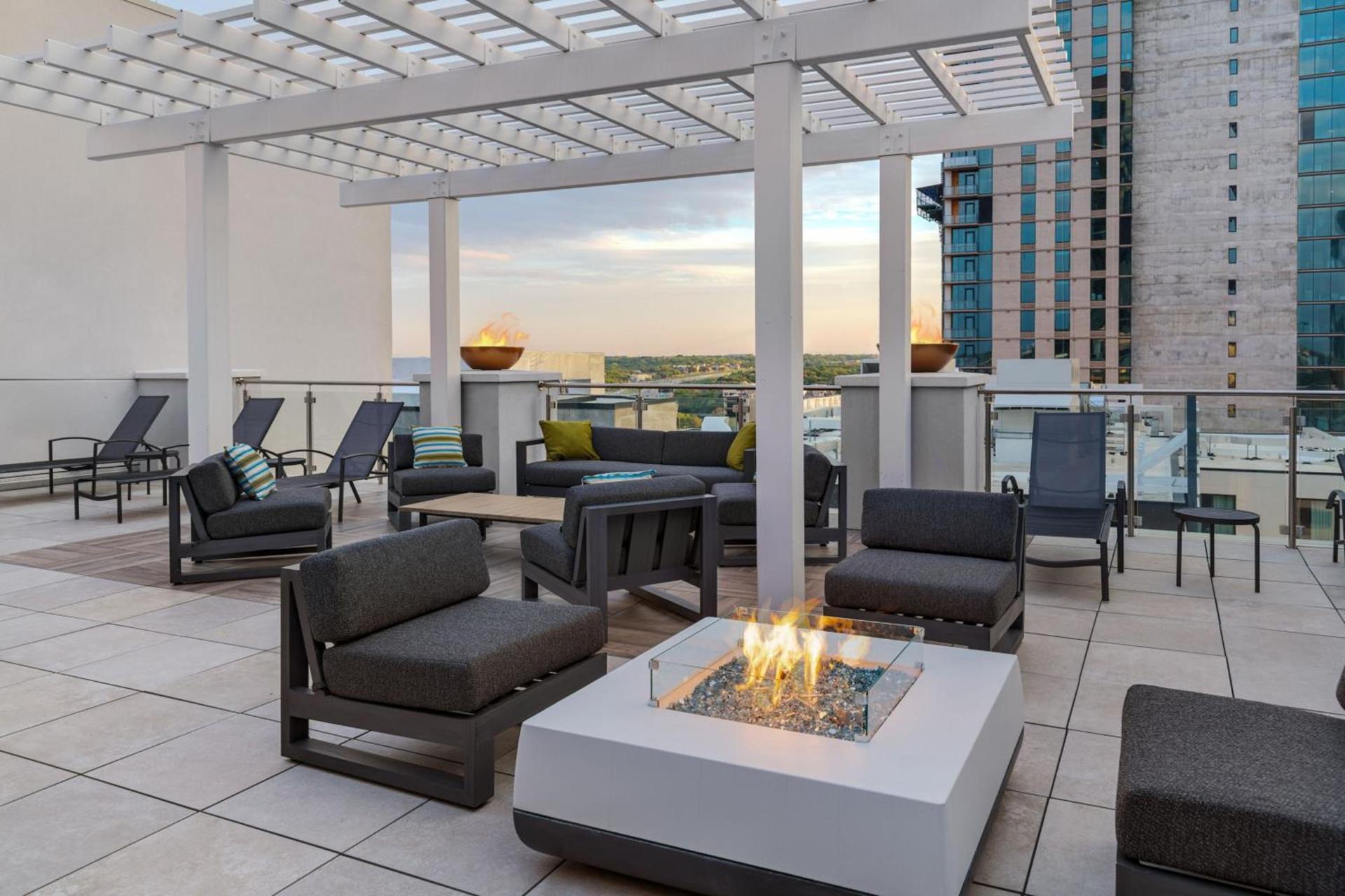 Fairfield Inn & Suites Austin Downtown photo 25