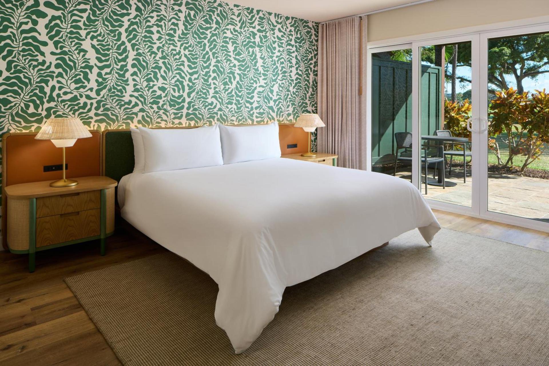 Royal Lahaina Resort & Bungalows photo 13