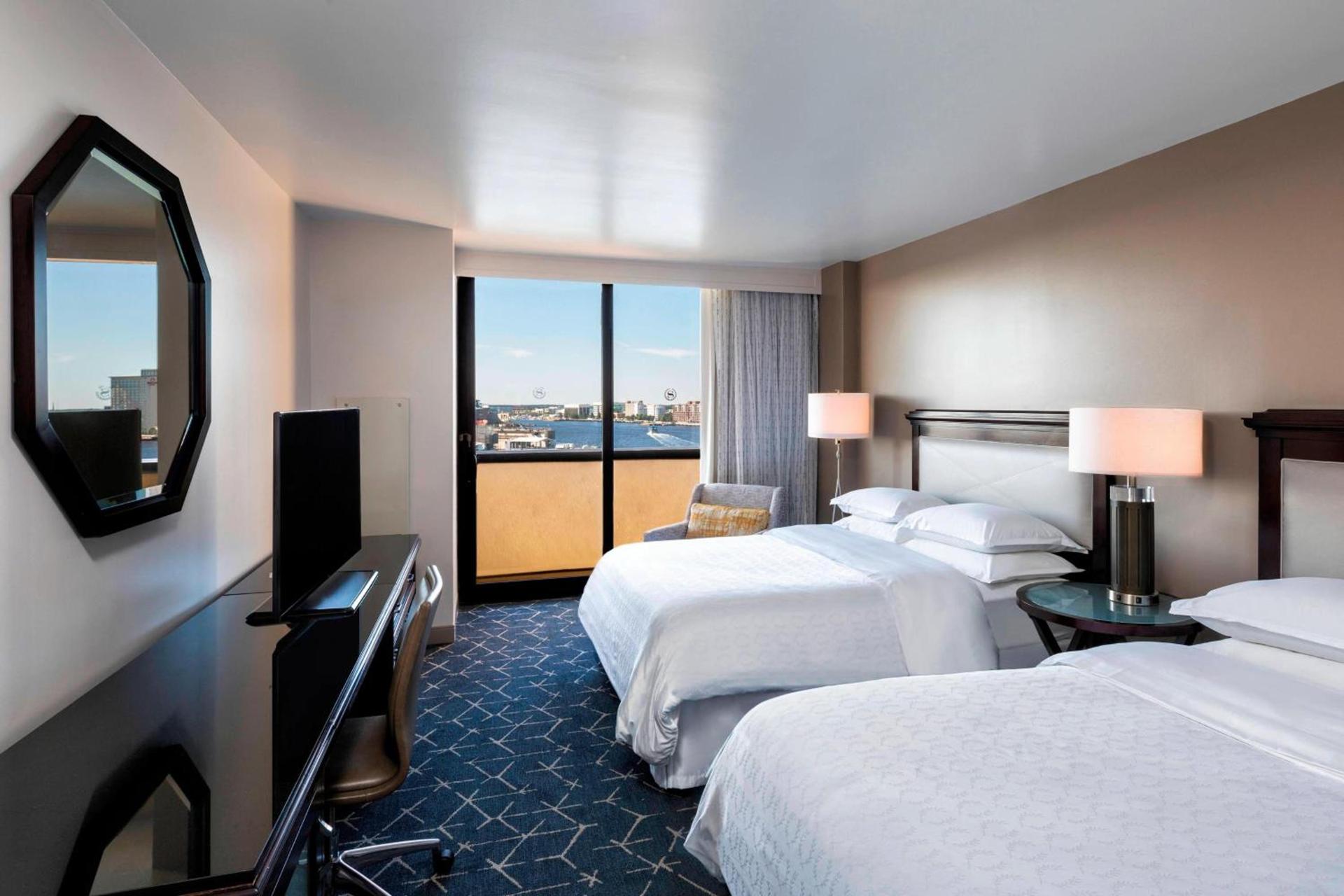 Sheraton Norfolk Waterside Hotel photo 8