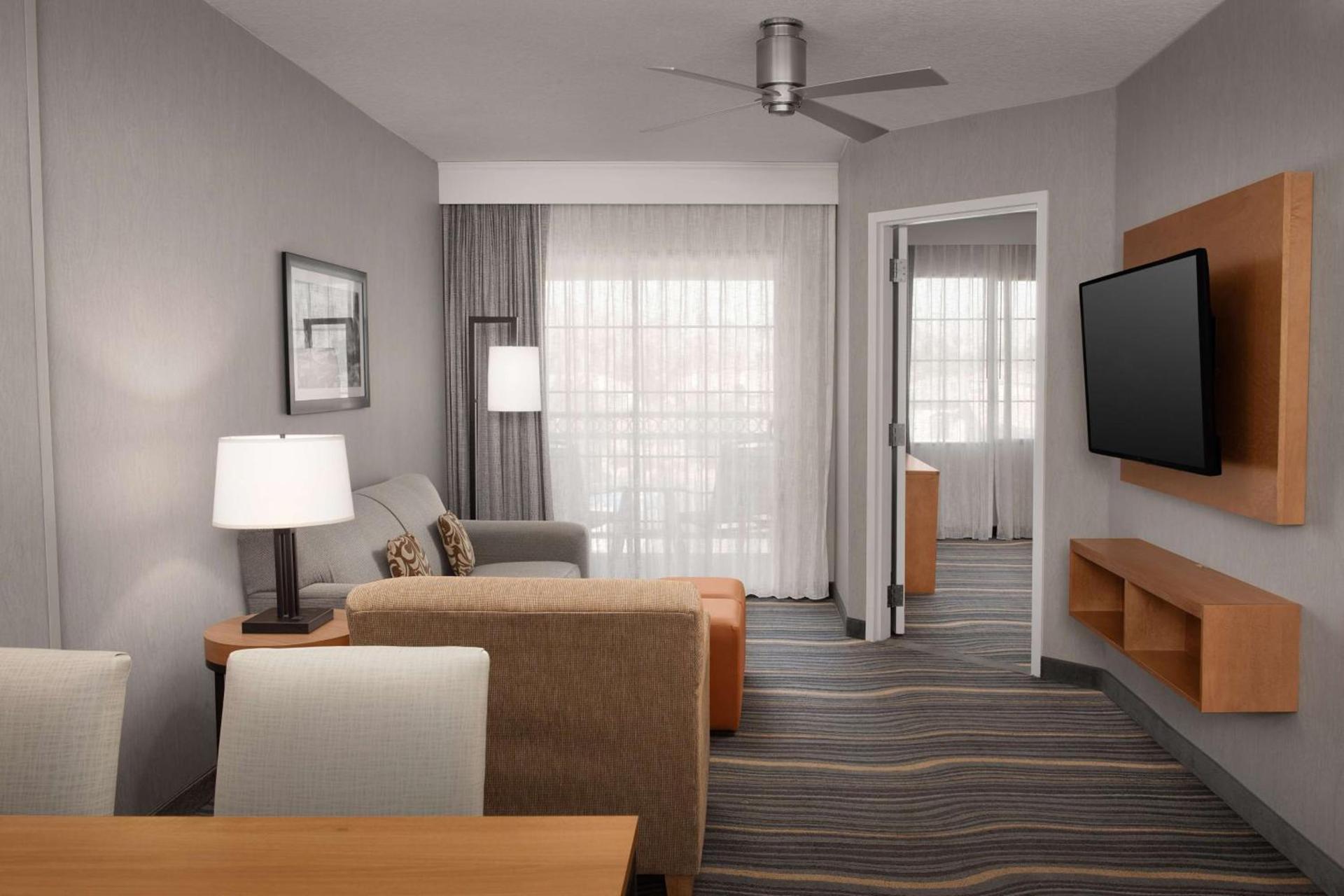Embassy Suites La Quinta Hotel & Spa photo 33