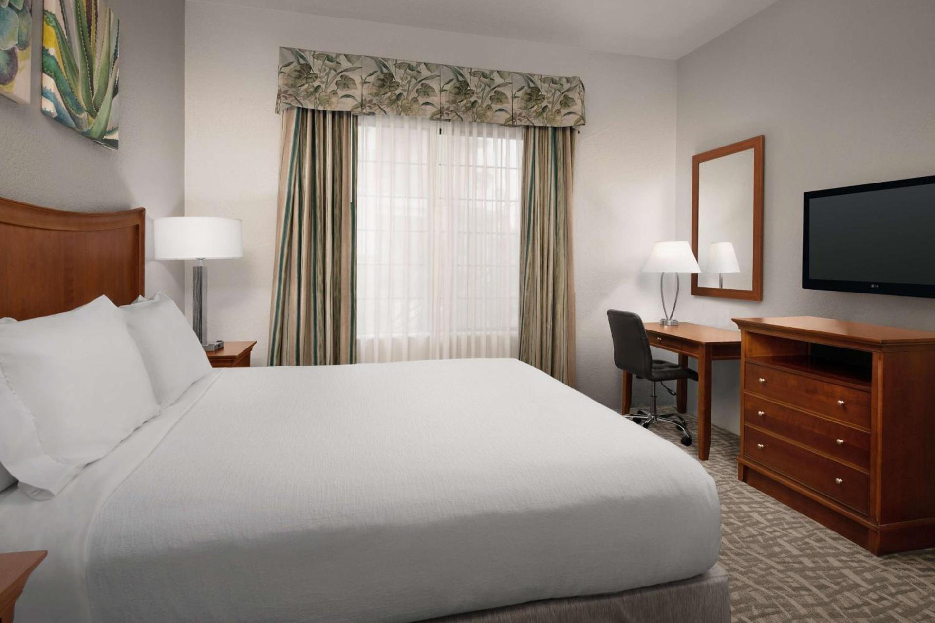 Embassy Suites La Quinta Hotel & Spa photo 34