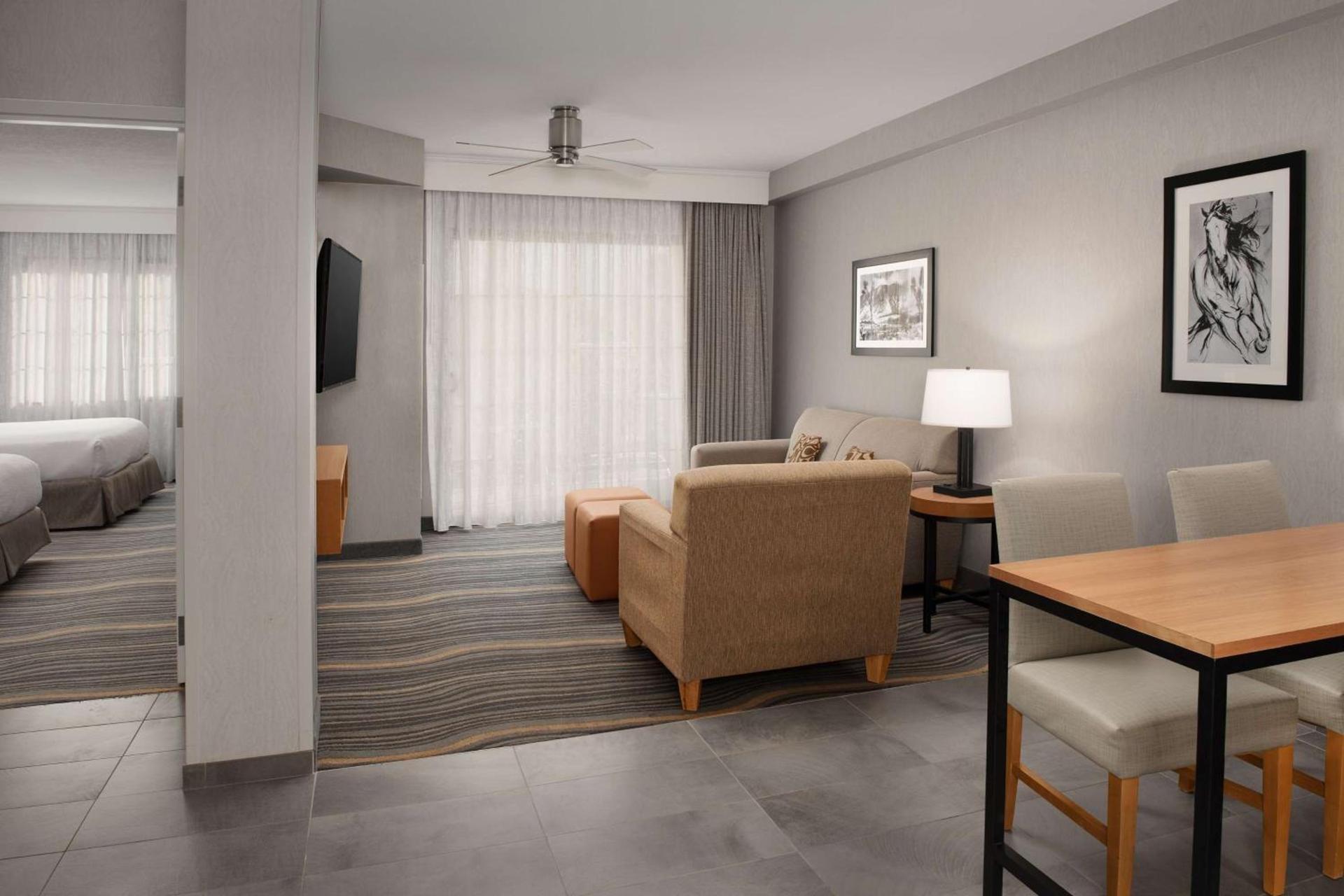 Embassy Suites La Quinta Hotel & Spa photo 39