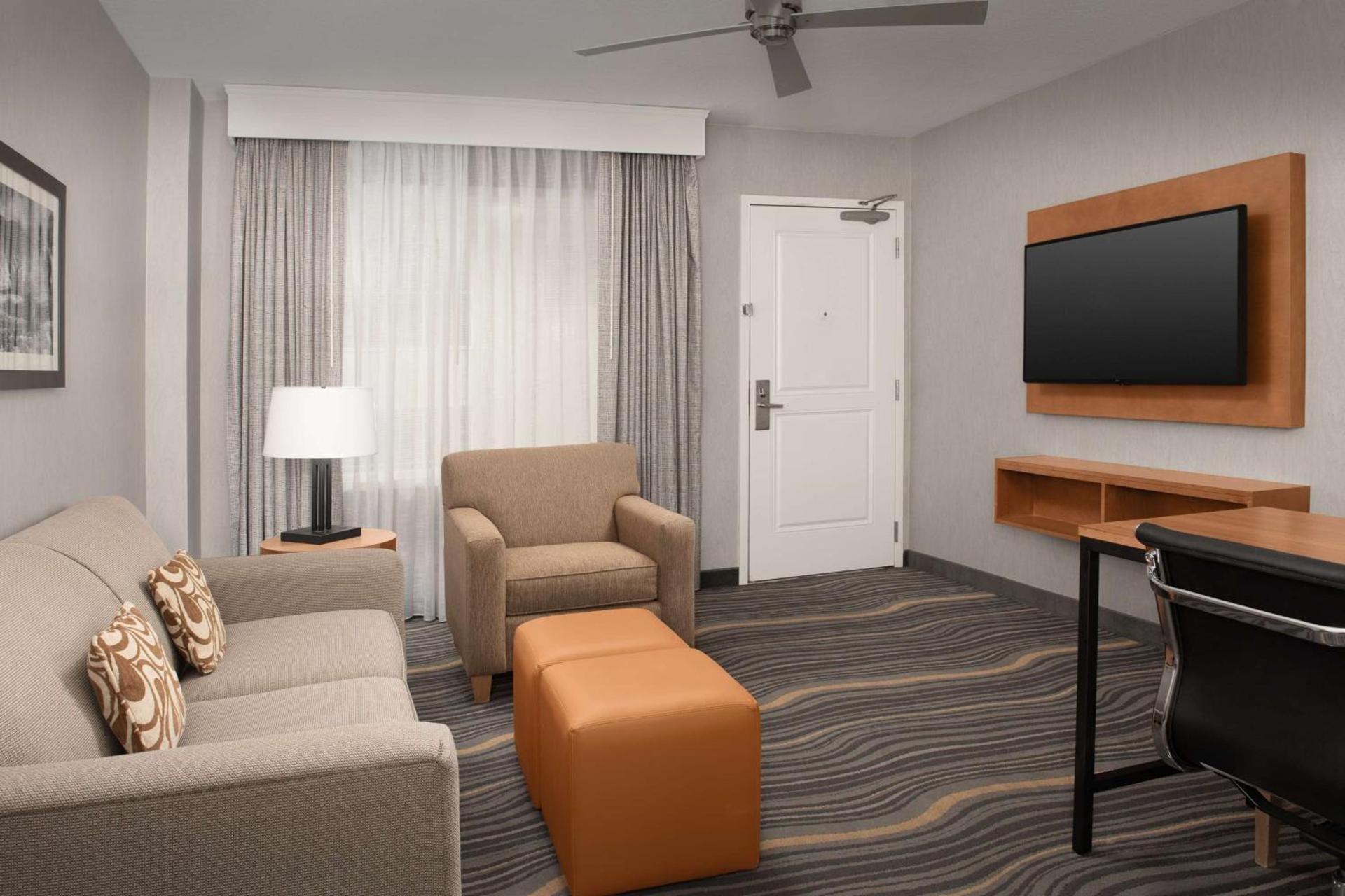 Embassy Suites La Quinta Hotel & Spa photo 41