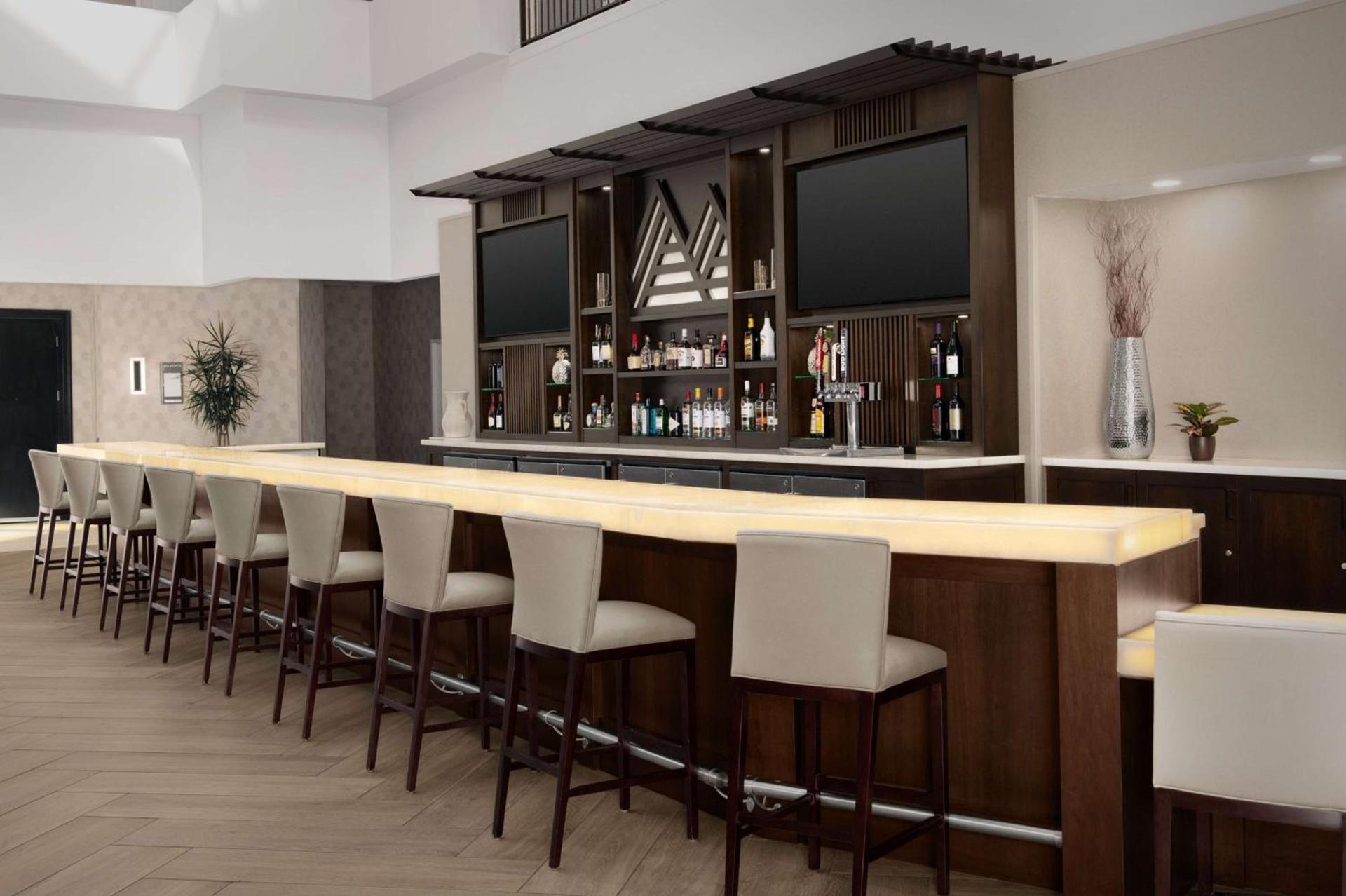 Embassy Suites La Quinta Hotel & Spa photo 55
