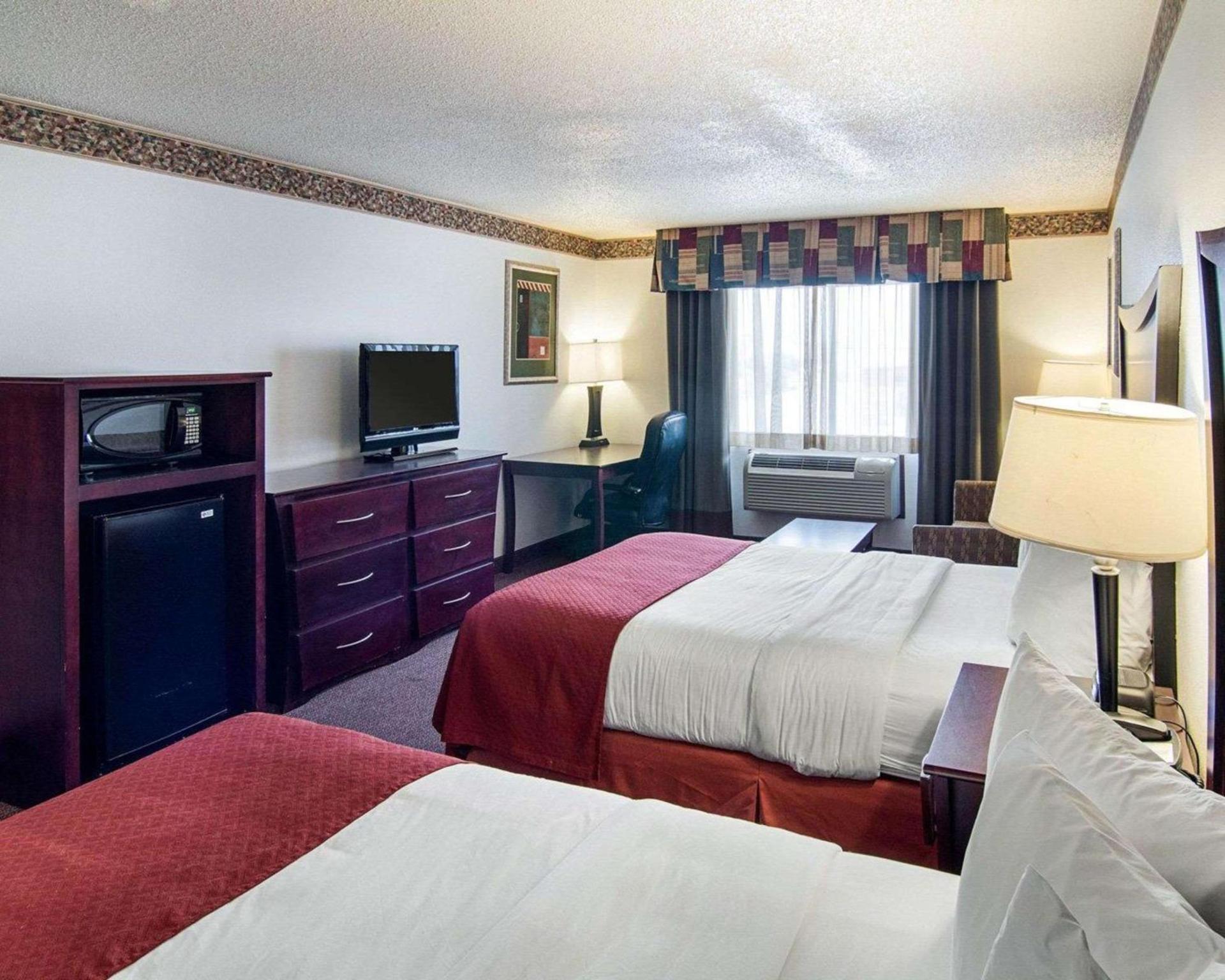 Quality Inn photo 18