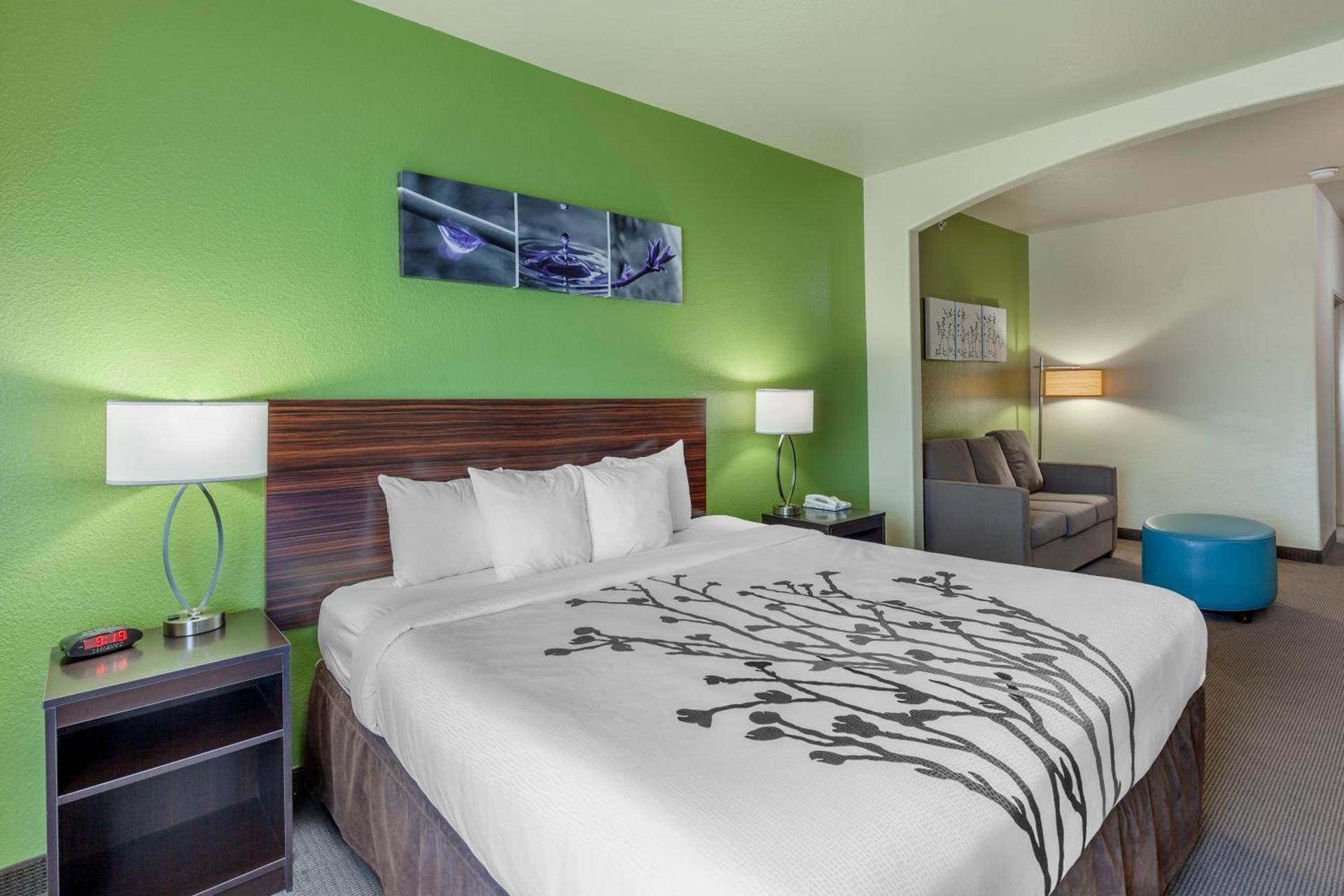 Sleep Inn & Suites Hewitt - South Waco photo 36