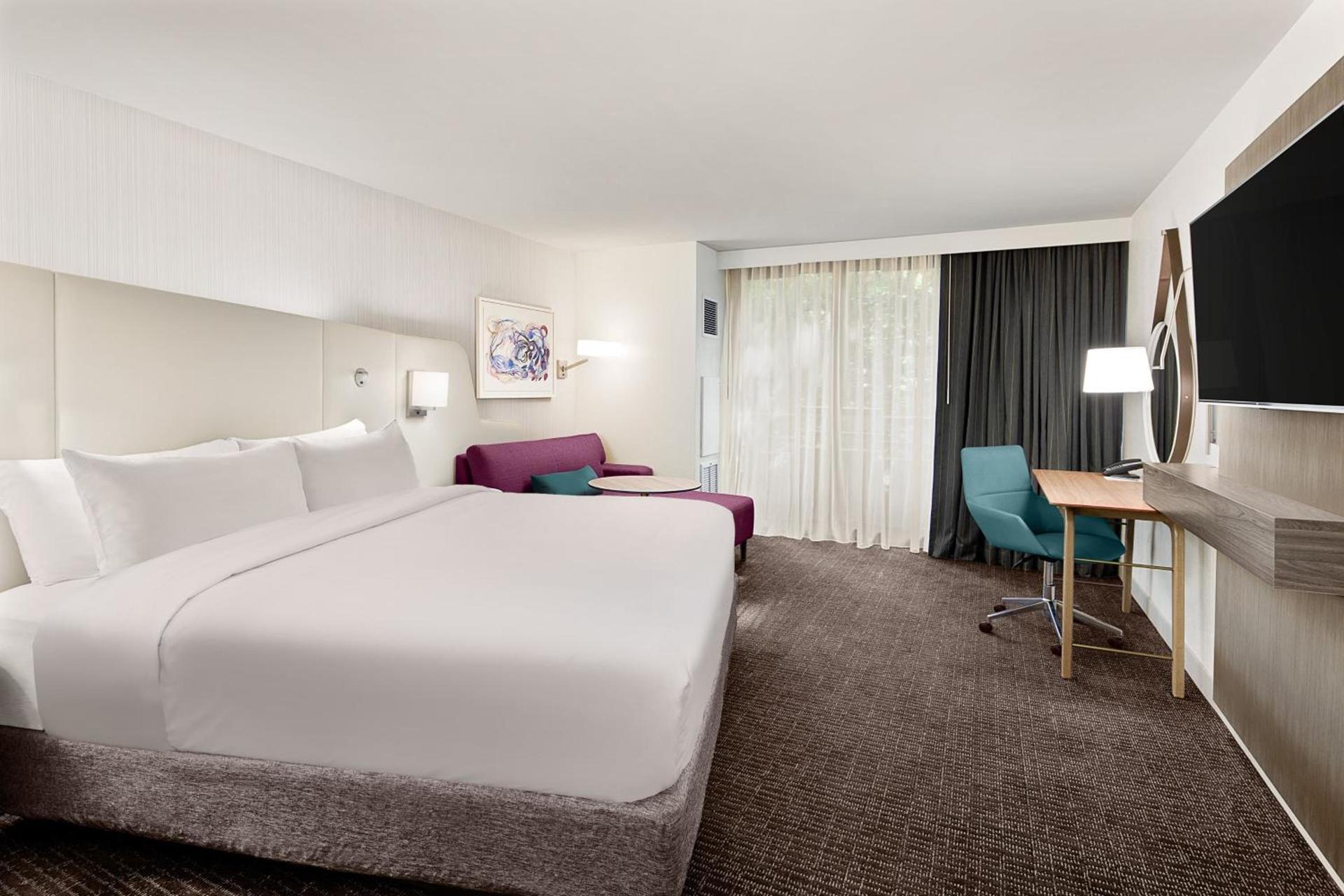 Crowne Plaza Atlanta Perimeter at Ravinia by IHG photo 5