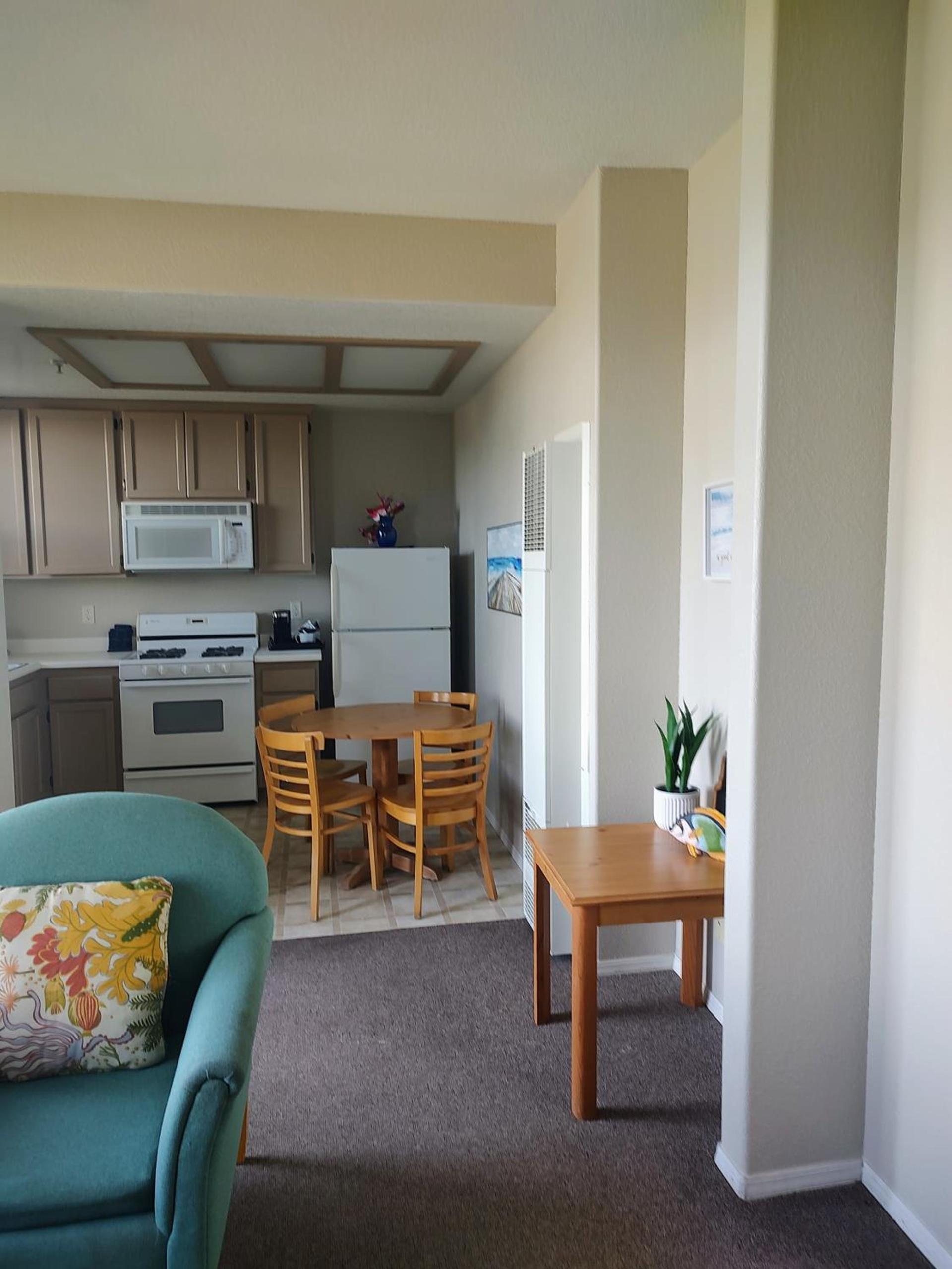 Pacific Plaza Resort photo 53
