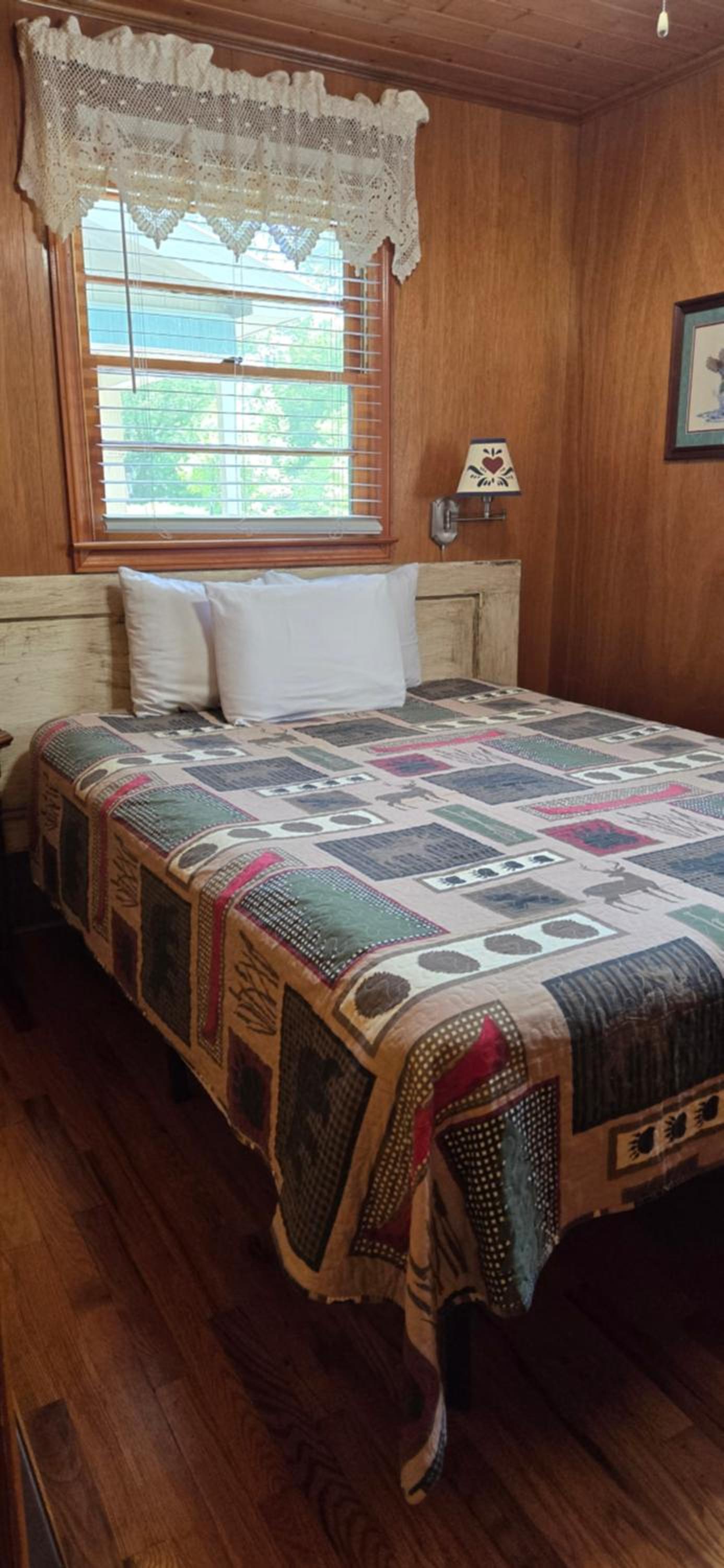 Cozy Creek Cottages photo 64