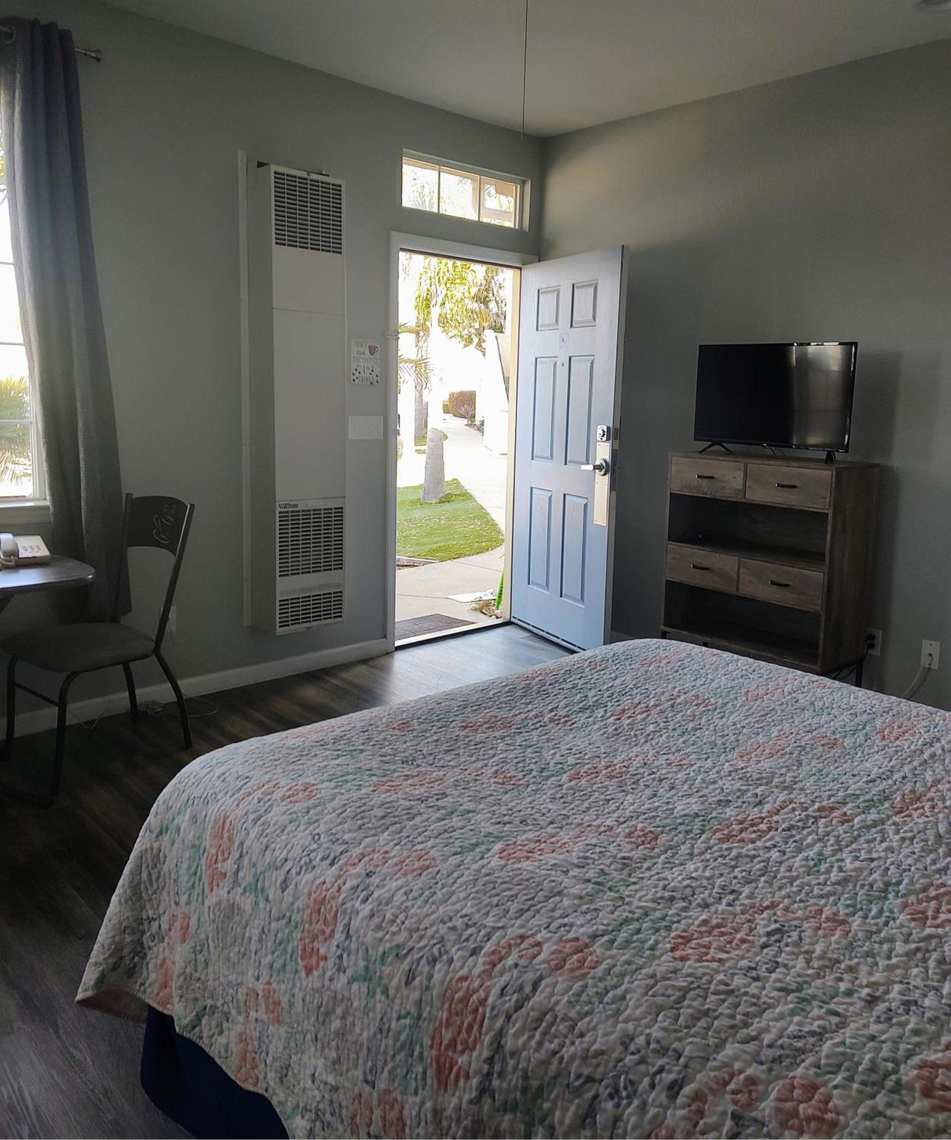 Pacific Plaza Resort photo 38