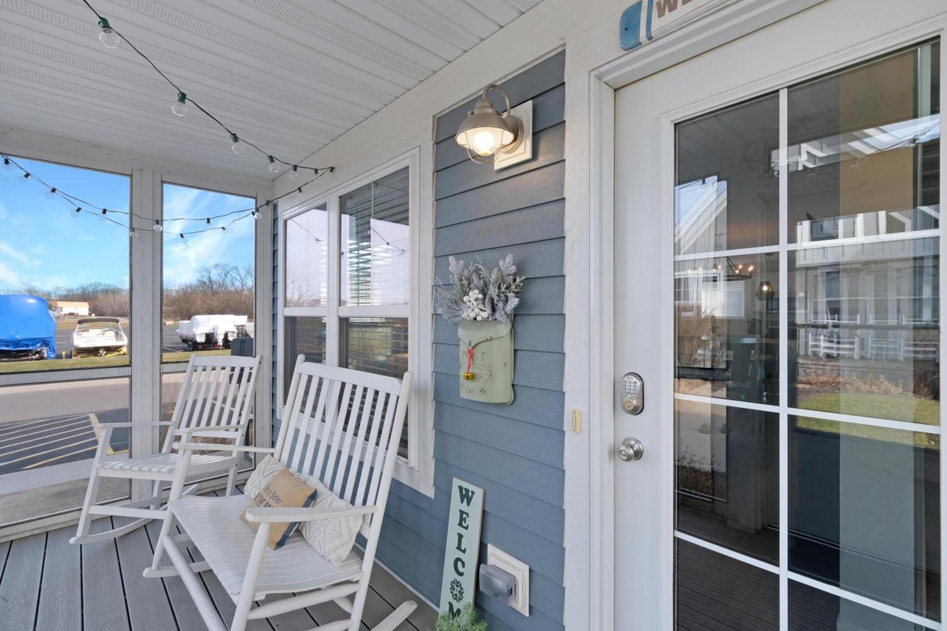 Spyglass Inn photo 2
