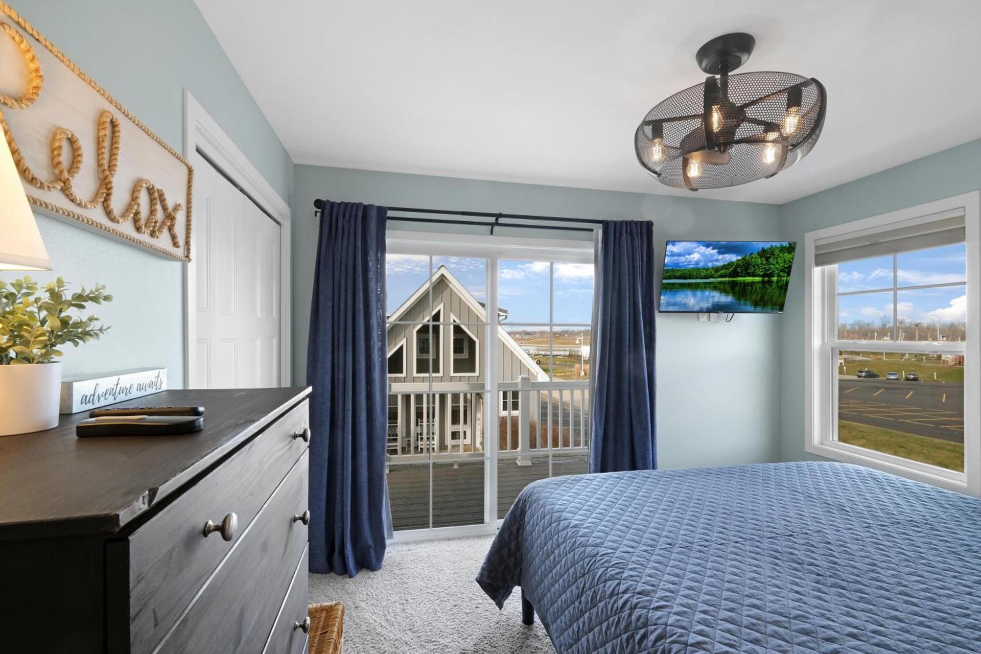 Spyglass Inn photo 18