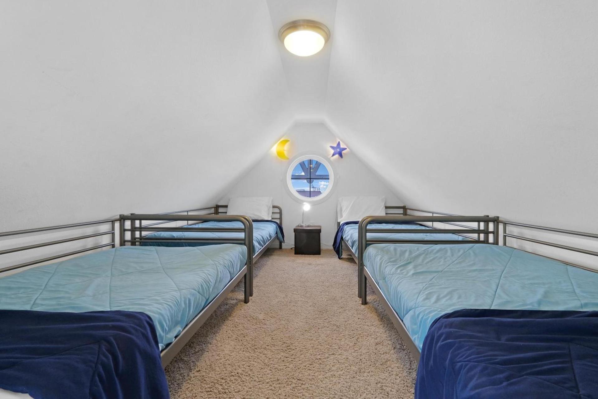 Spyglass Inn photo 28