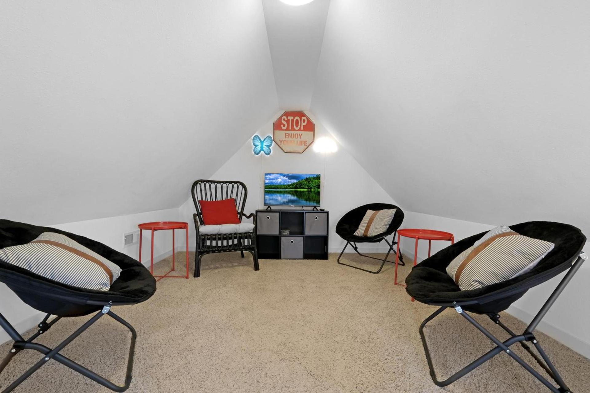 Spyglass Inn photo 31
