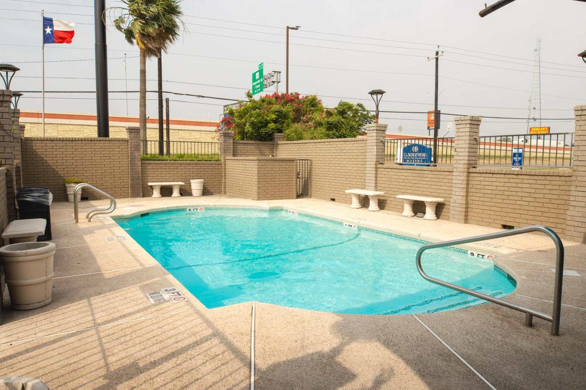 Americas Best Value Inn Harlingen photo 3