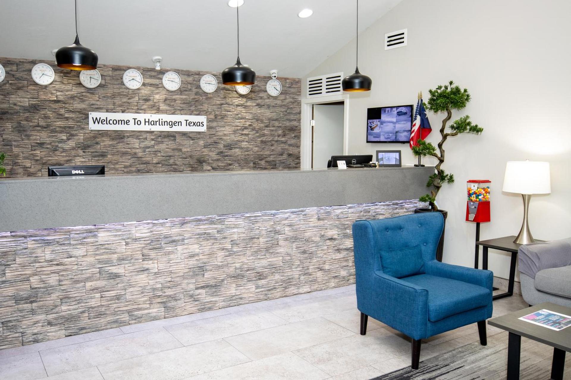 Americas Best Value Inn Harlingen photo 11