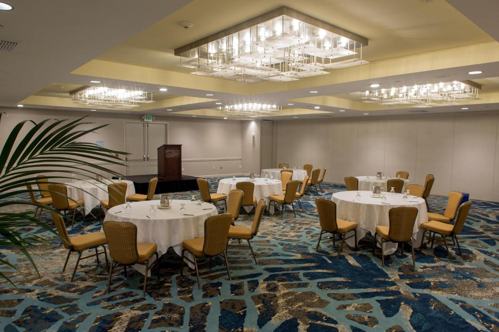 Crowne Plaza Ventura Beach by IHG photo 59