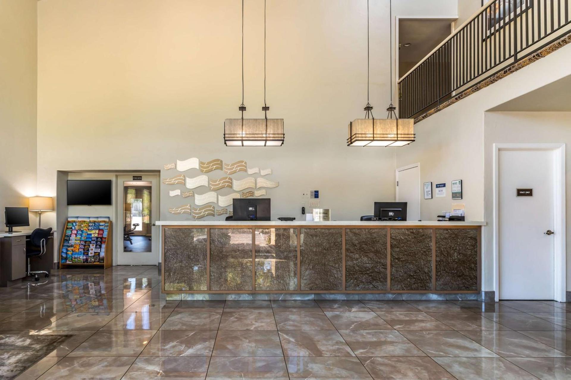 Best Western Plus Inn Scotts Valley photo 13