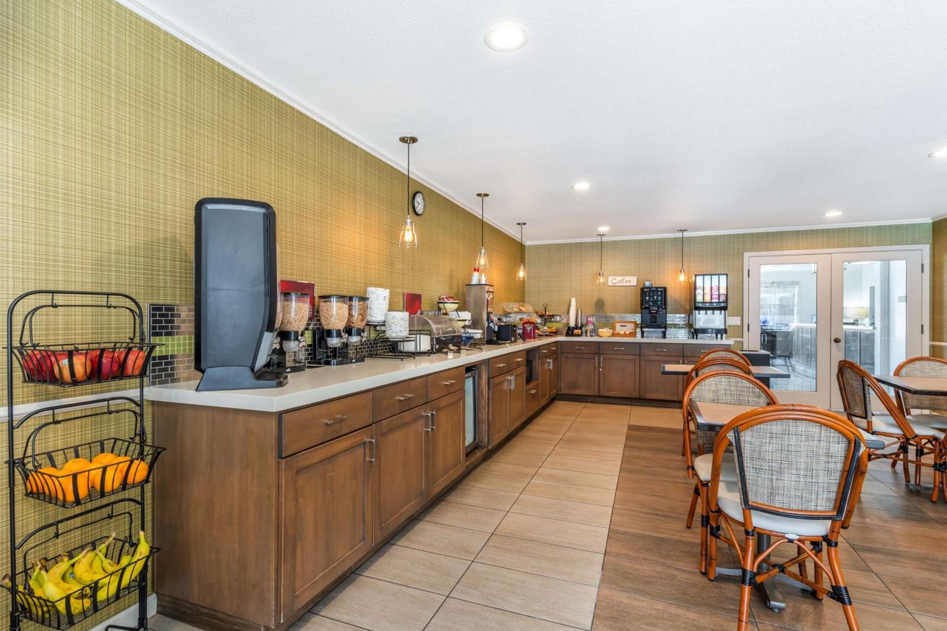 Best Western Plus Inn Scotts Valley photo 8