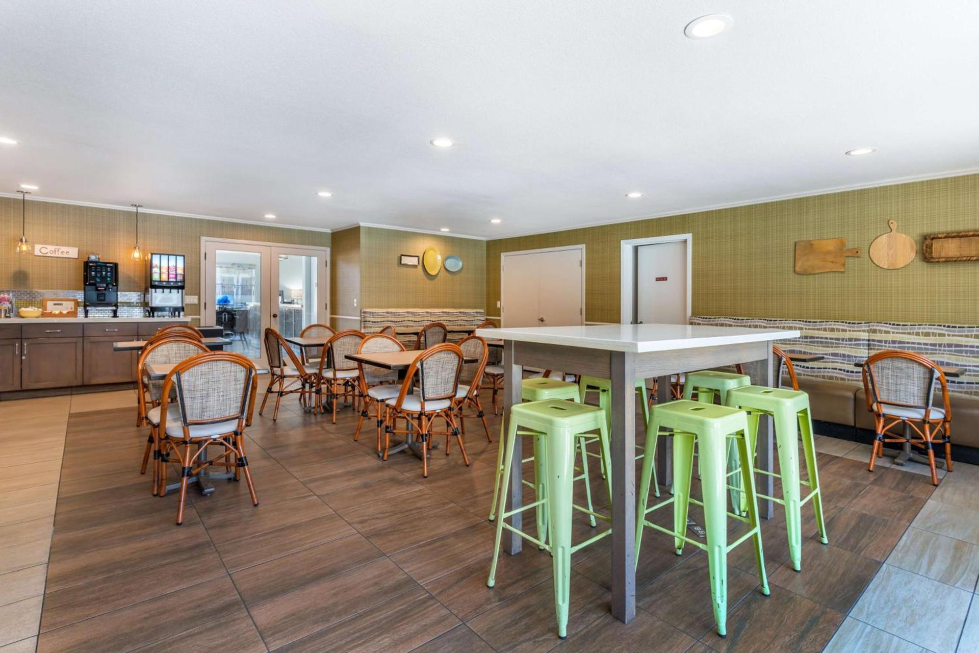 Best Western Plus Inn Scotts Valley photo 18