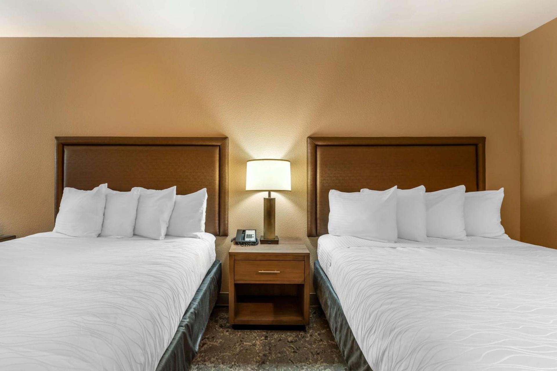 Best Western Plus Inn Scotts Valley photo 29
