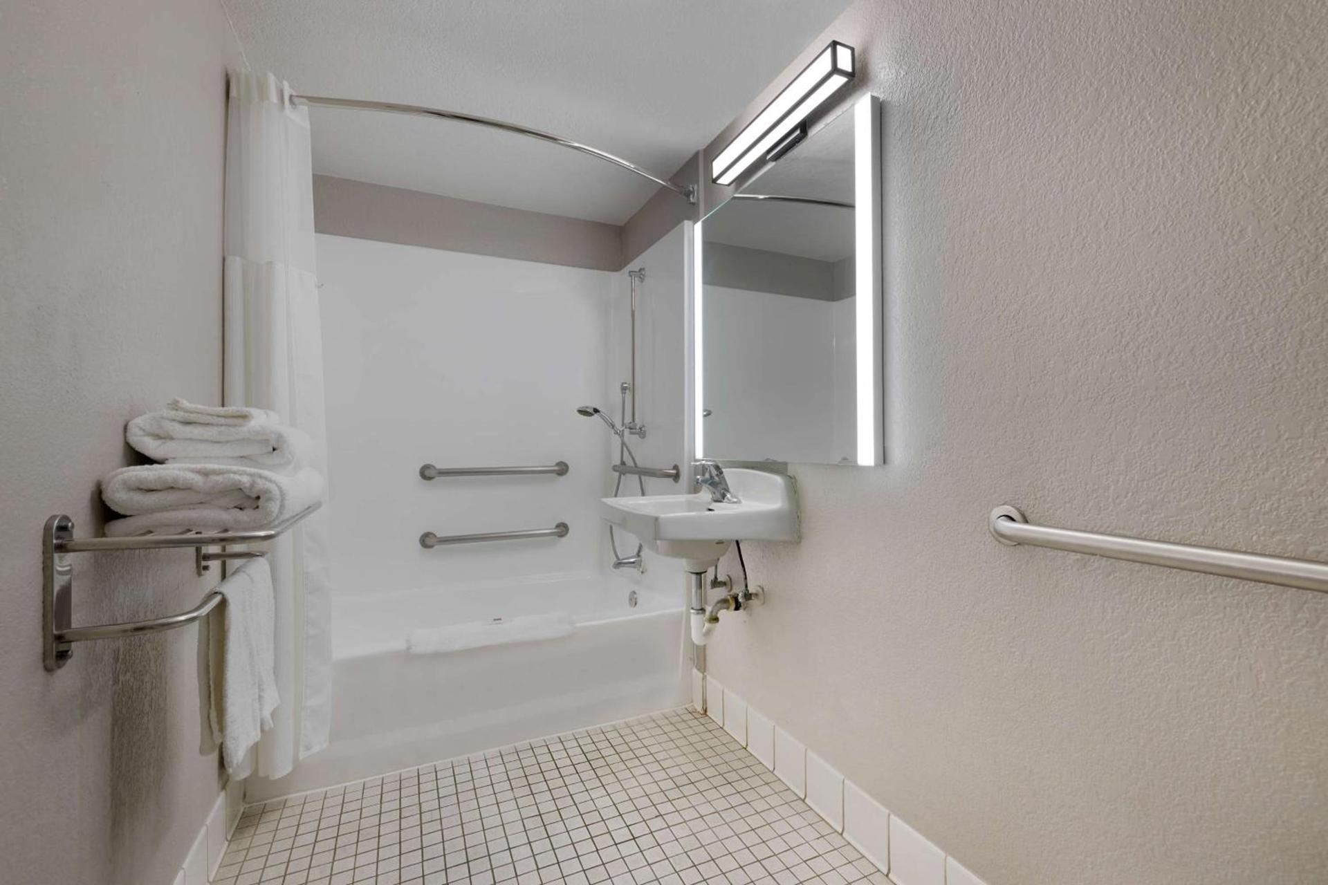 Motel 6-Santa Ana, CA photo 15