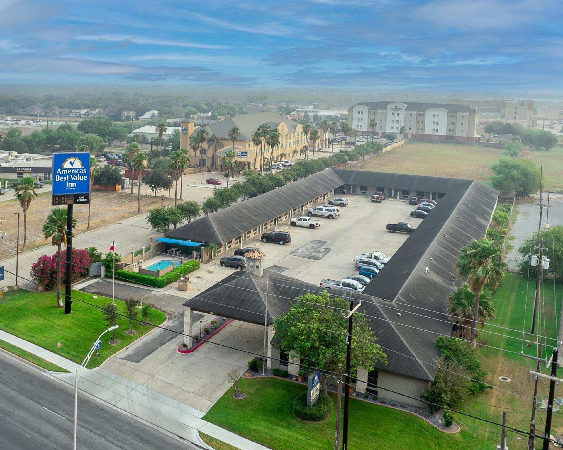 Americas Best Value Inn Harlingen photo 36