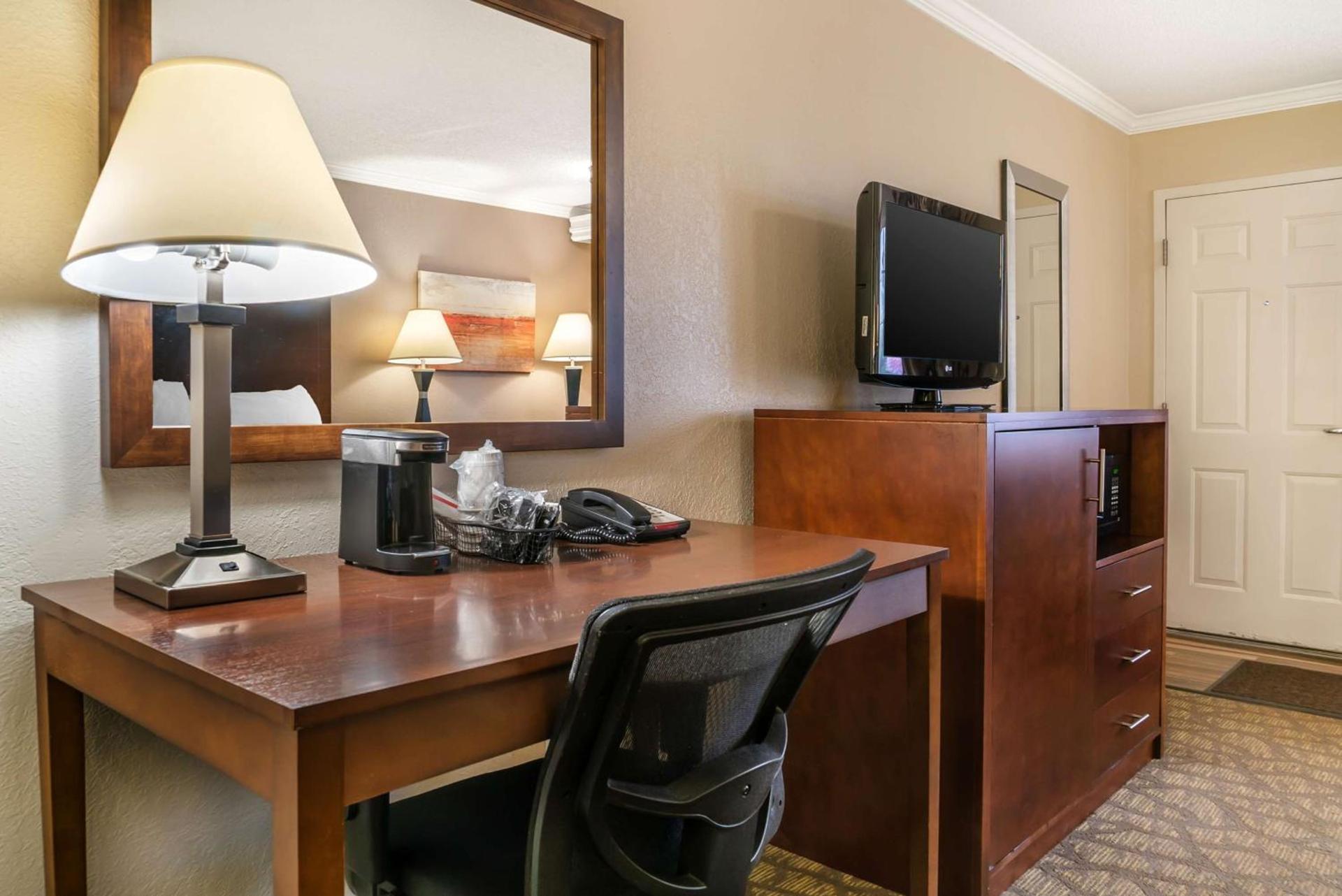 Best Western of Hartland photo 11