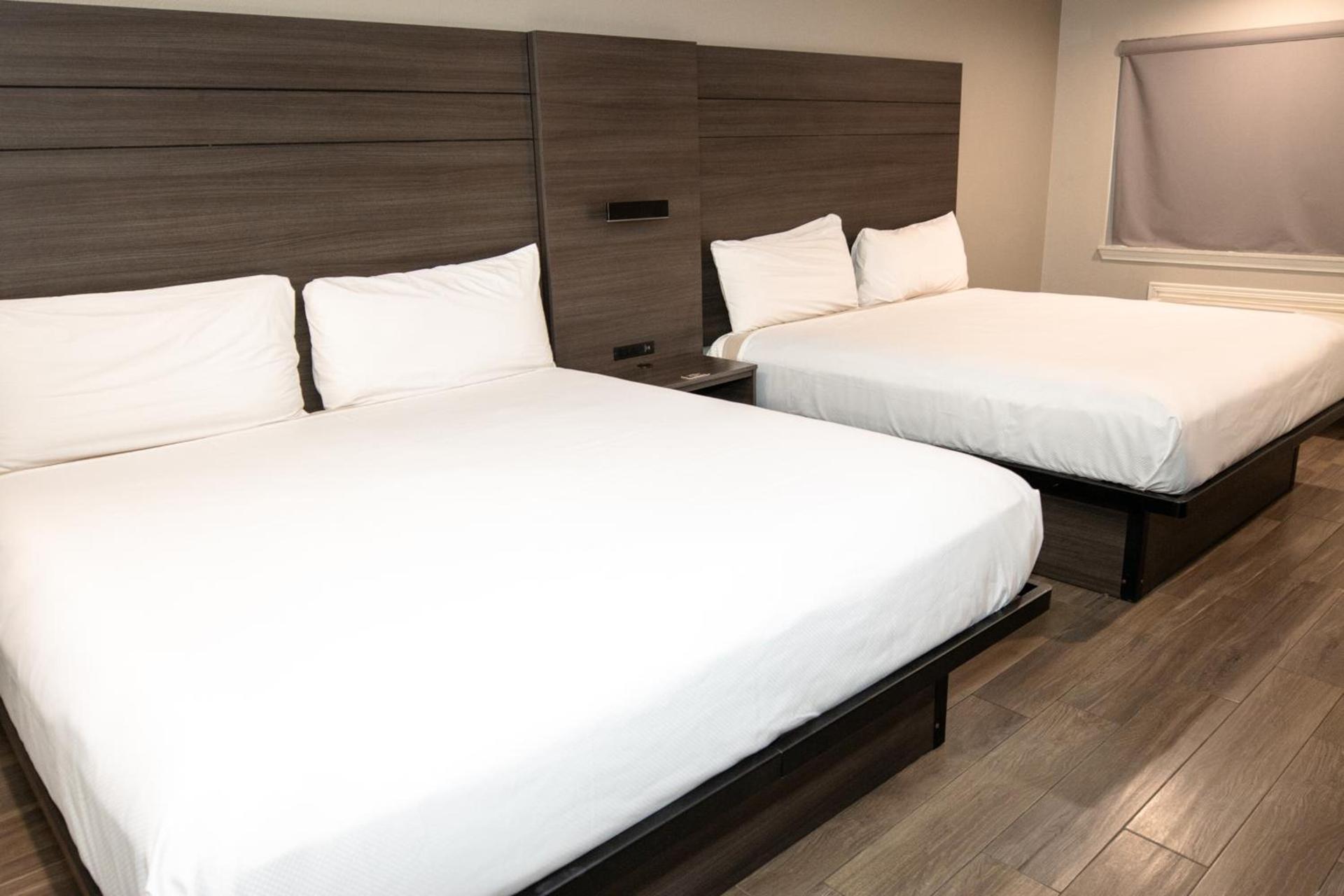 Americas Best Value Inn Harlingen photo 24