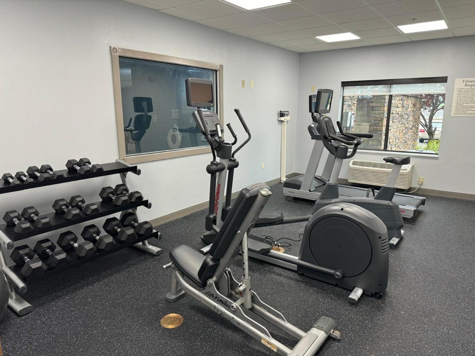 Holiday Inn Express & Suites Ripley by IHG photo 50
