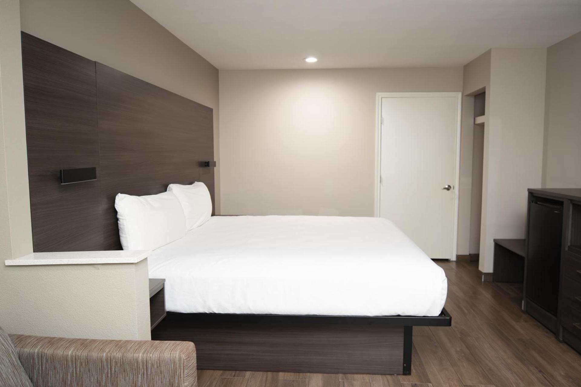 Americas Best Value Inn Harlingen photo 27