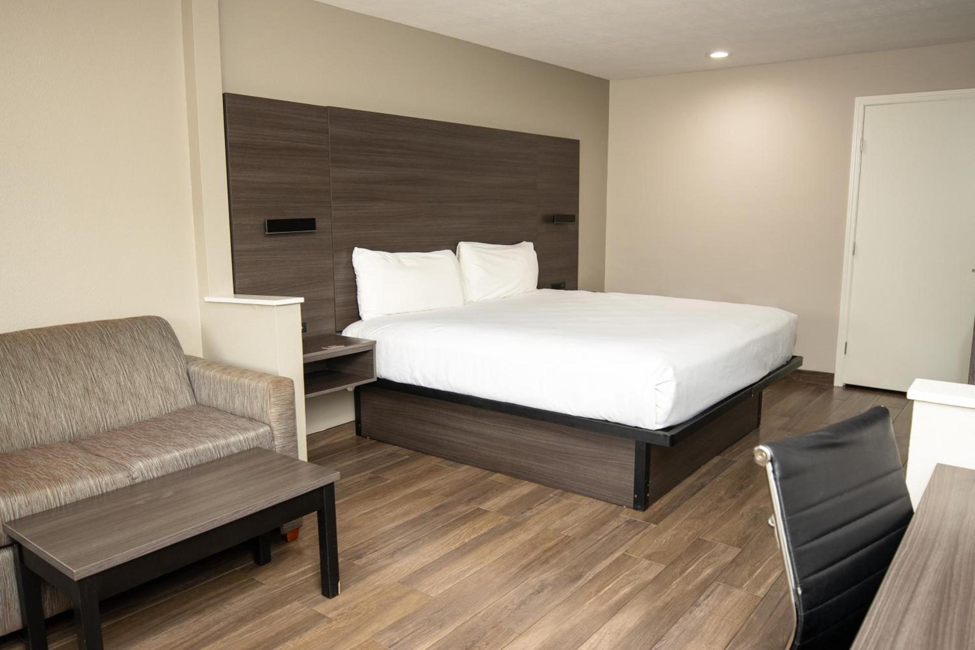 Americas Best Value Inn Harlingen photo 30