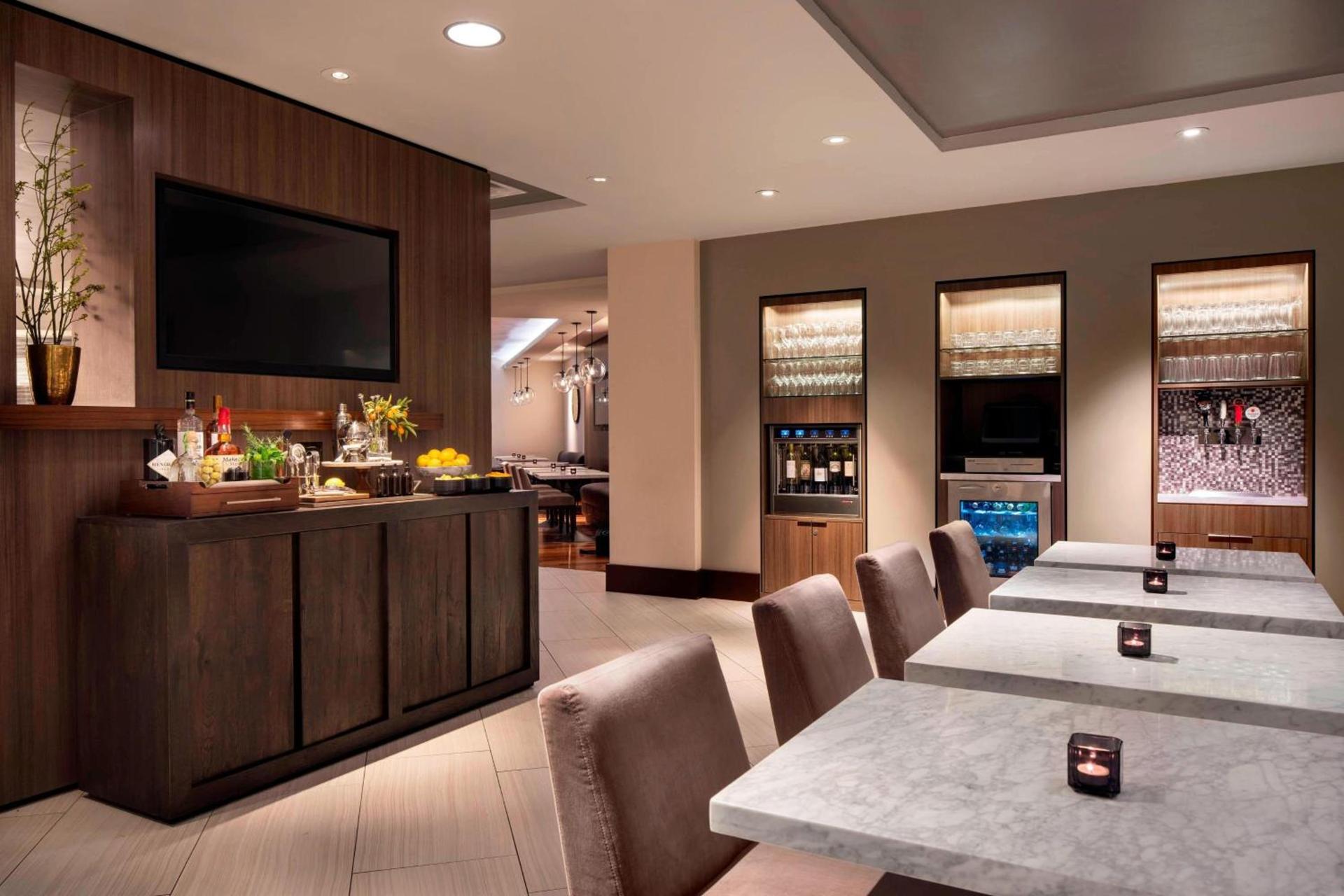 San Francisco Airport Marriott Waterfront photo 37