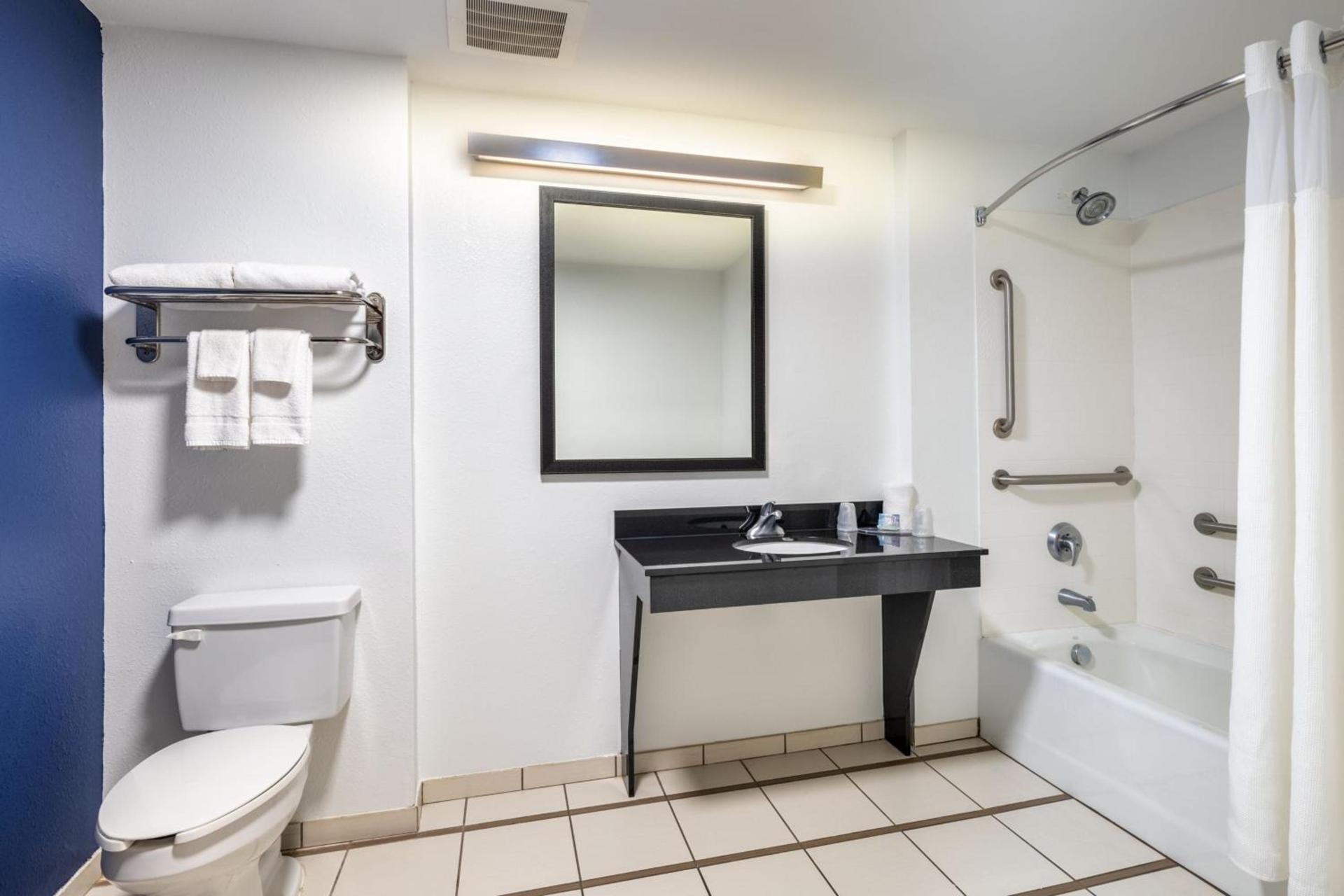 Fairfield Inn & Suites by Marriott Charleston North/Ashley Phosphate photo 12