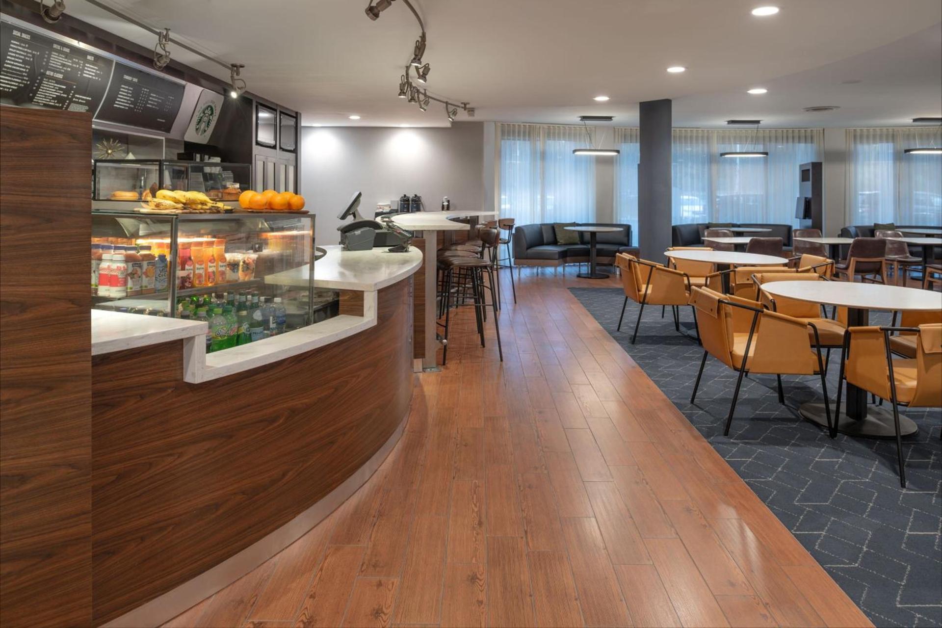 Courtyard by Marriott Providence Lincoln photo 38