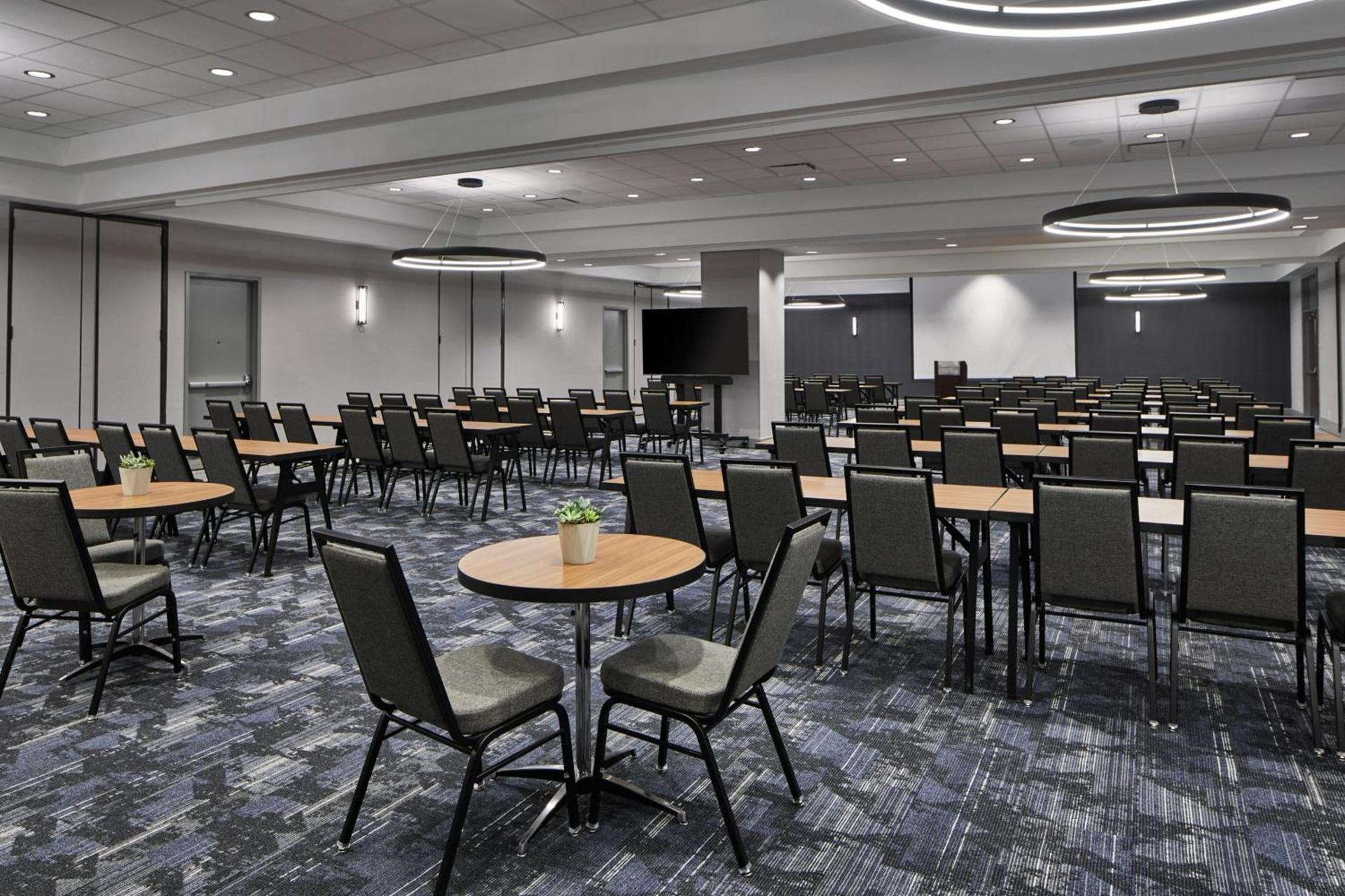 Courtyard by Marriott Detroit Downtown photo 79