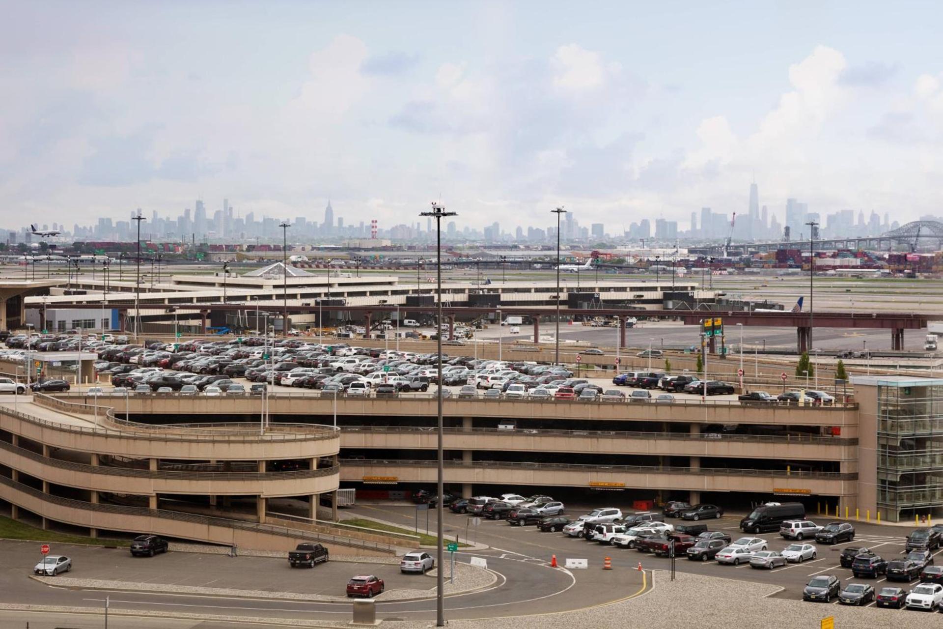 Newark Liberty International Airport Marriott photo 12