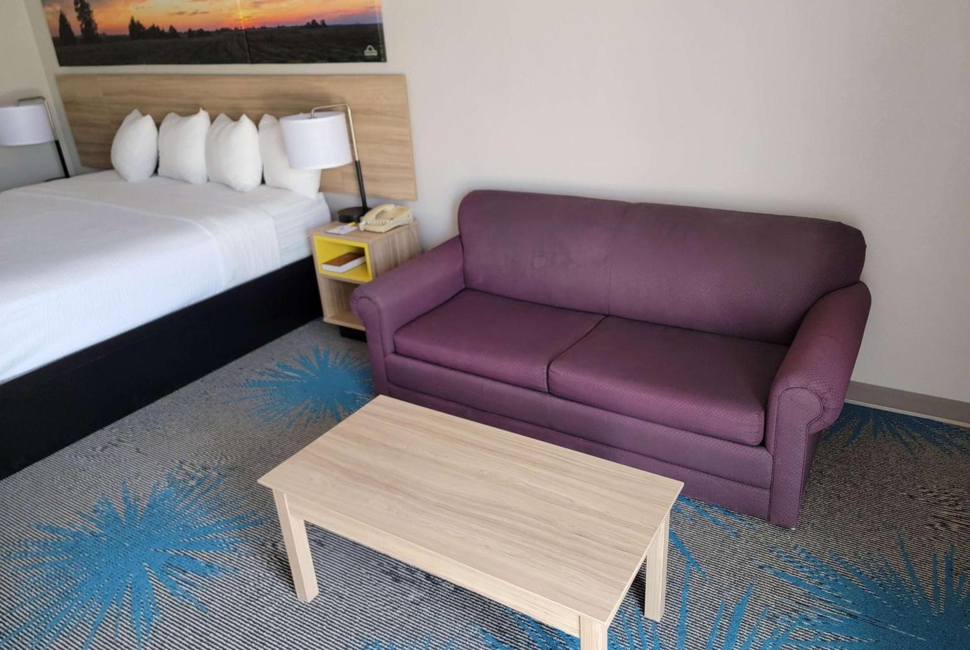 Days Inn by Wyndham Grand Island I-80 photo 12