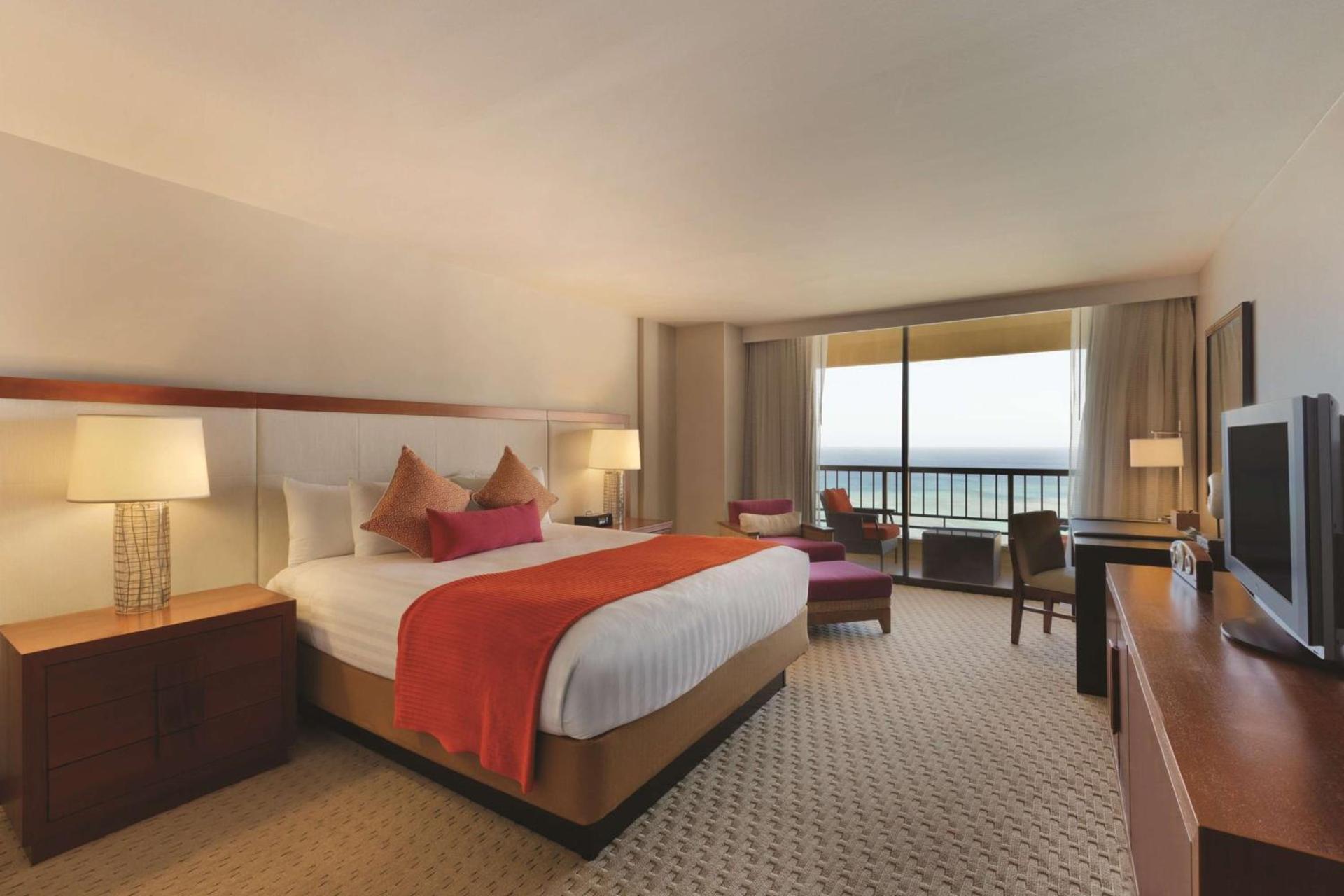 Hyatt Regency Waikiki Beach Resort & Spa photo 15