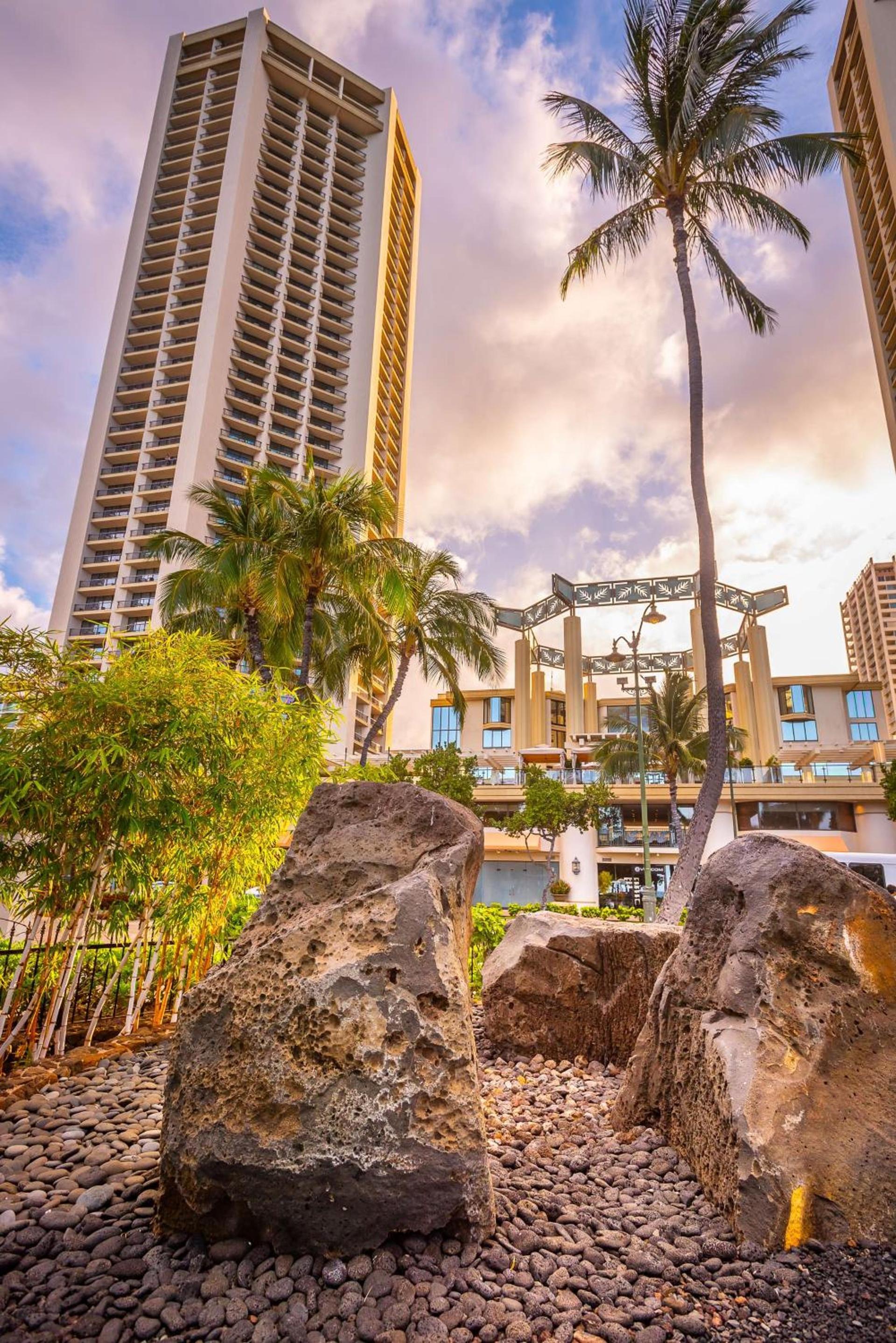 Hyatt Regency Waikiki Beach Resort & Spa photo 26
